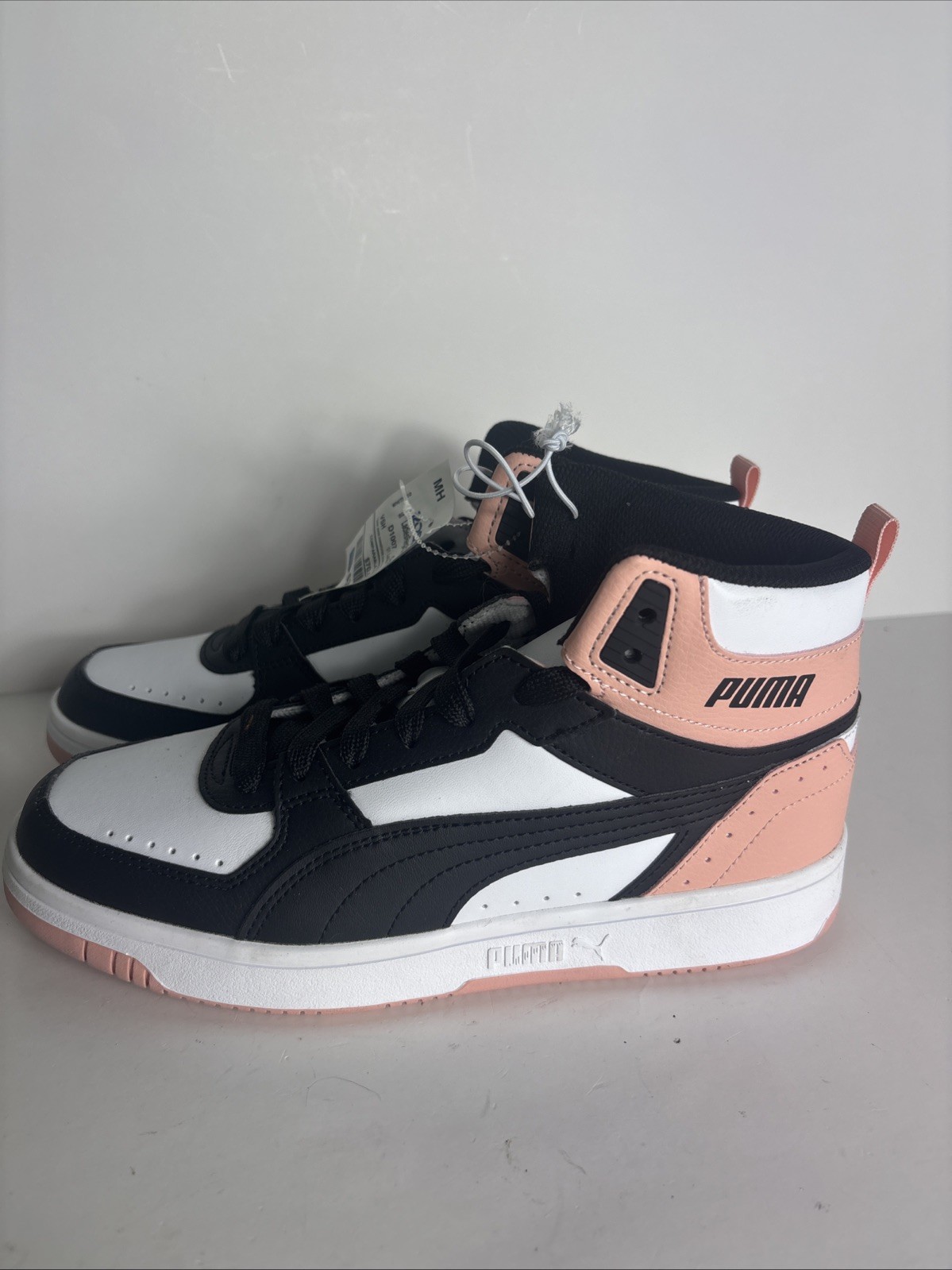 Puma Rebound Joy Women’s Mid Sneakers Shoes Black White Rose Size 8.5