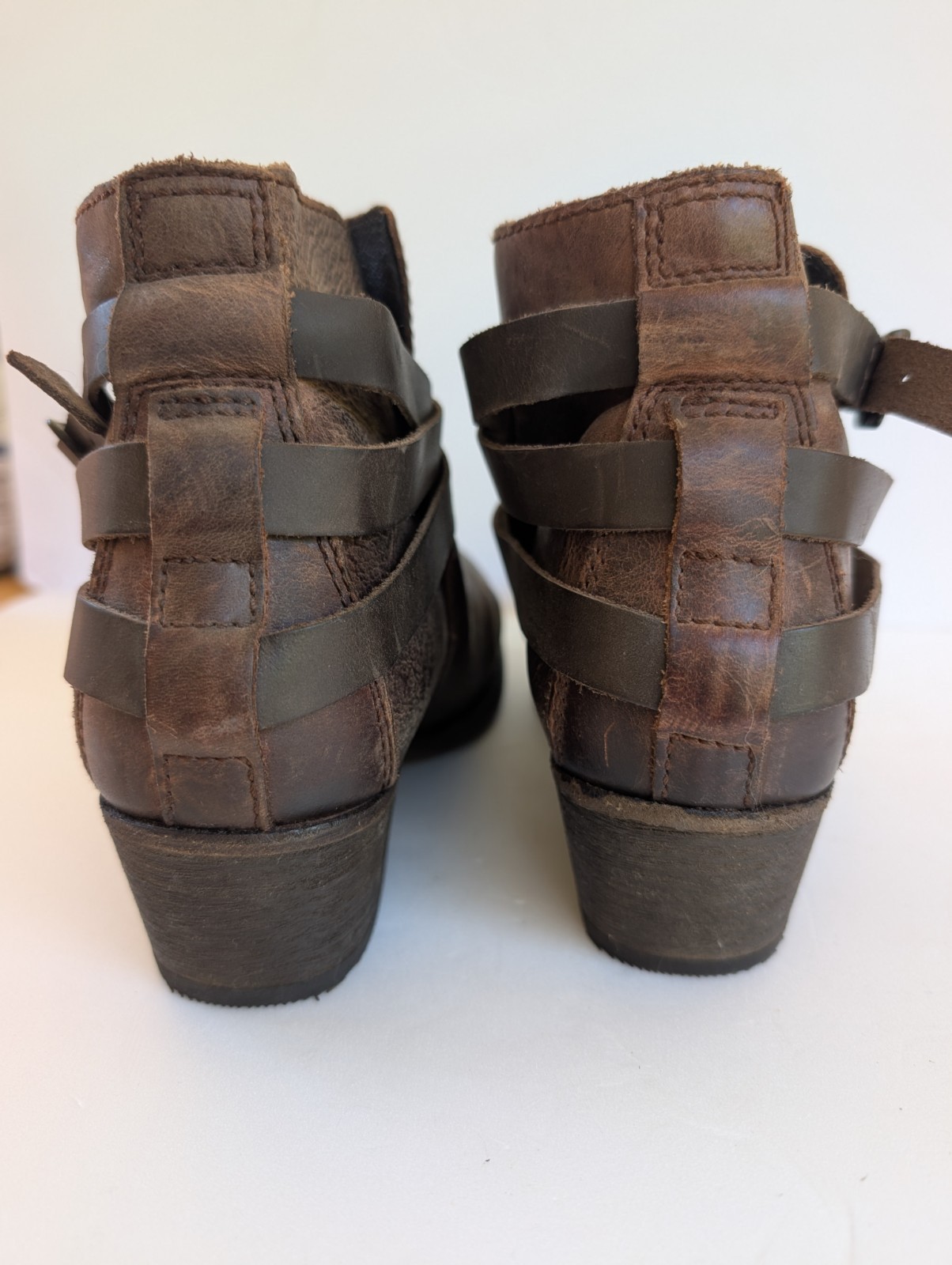 Hand Crafted Women’s Brown Leather Bootie Size 38 Eur 7.5US Made in Portugal