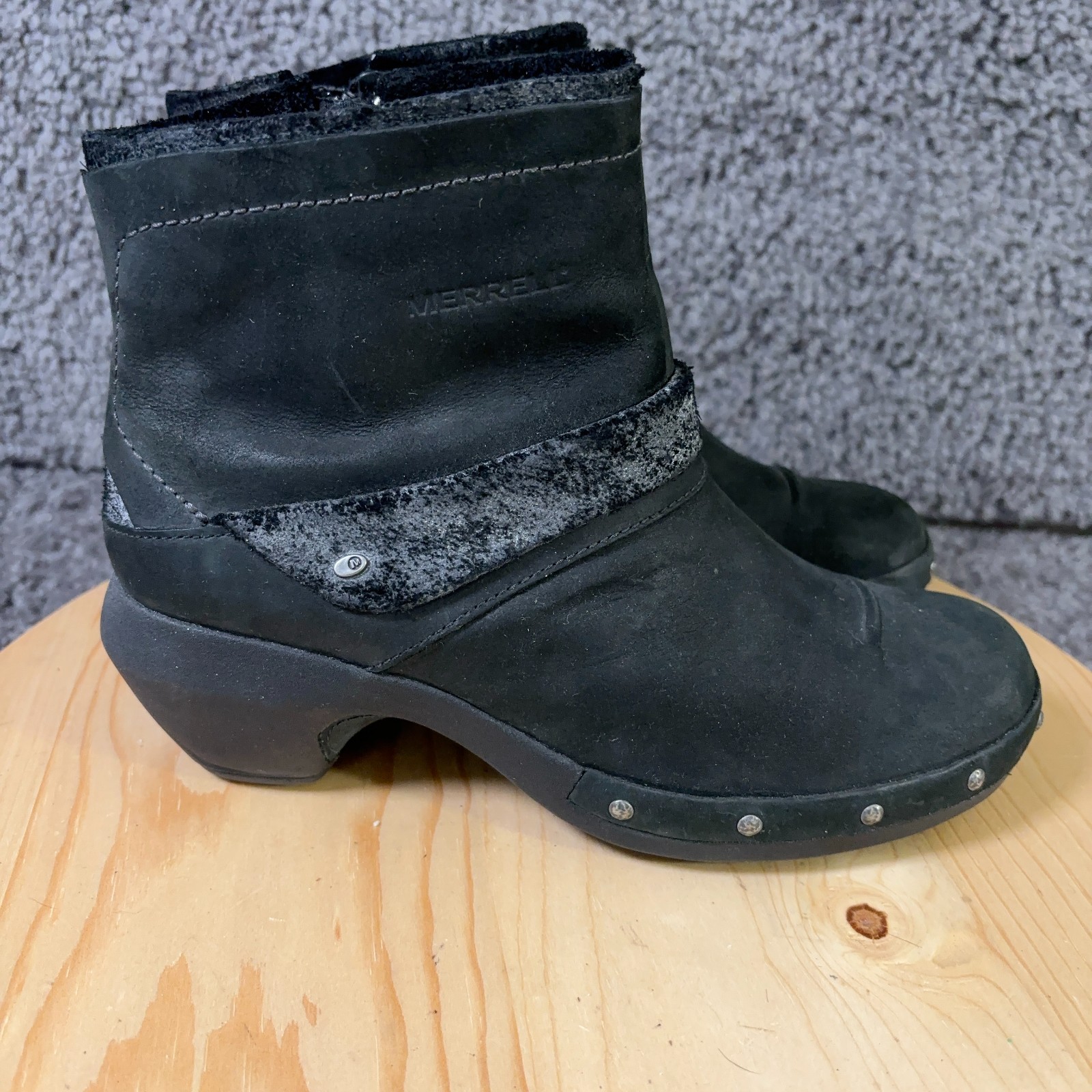 Merrell Boots Luxe Wrap Women Size 7 Black Leather Side Zip Studded Ankle Bootie