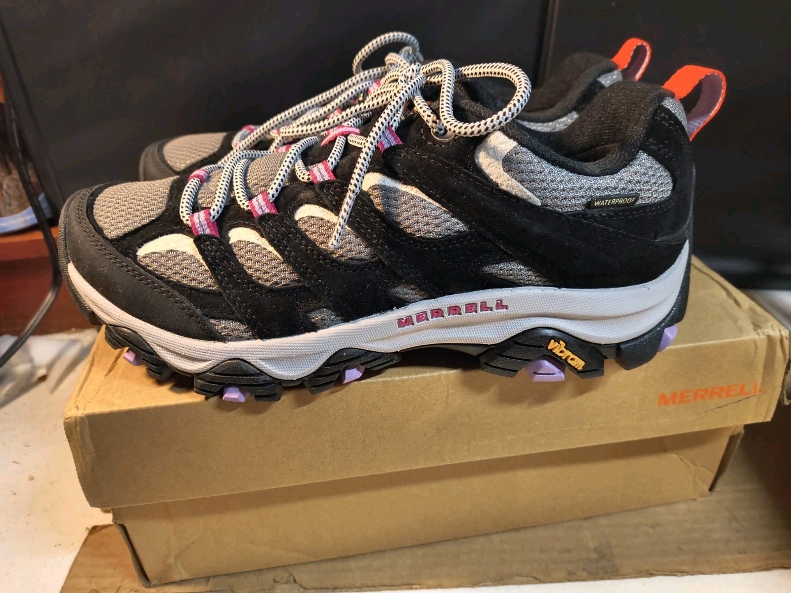 Merrell Moab 3 WP Women Waterproof Stability Hiking Shoe (Black/Orchid) New Sz 9