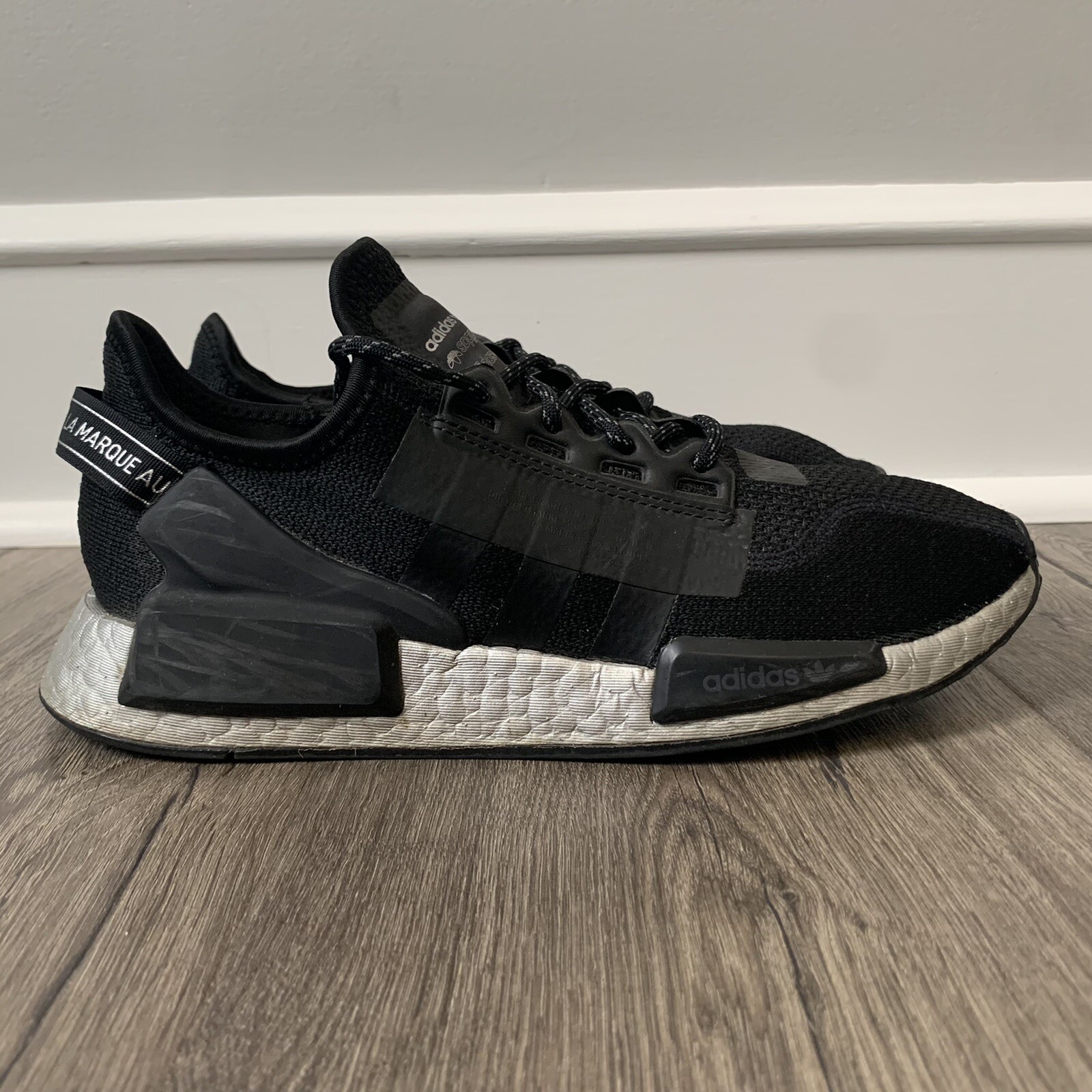 Adidas NMD_R1 v2 Athletic Sneakers Core Black Silver Boost Running Womens 8.5