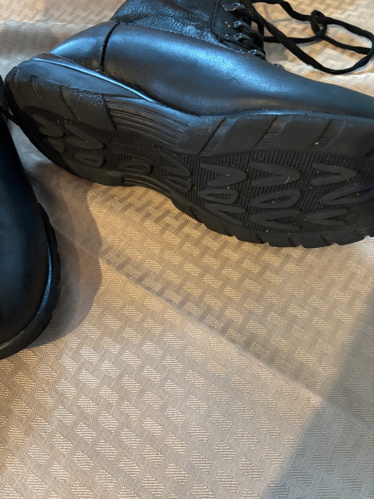 Toe Warmers Boots Faux Fur Lined Lace up Leather 8.5