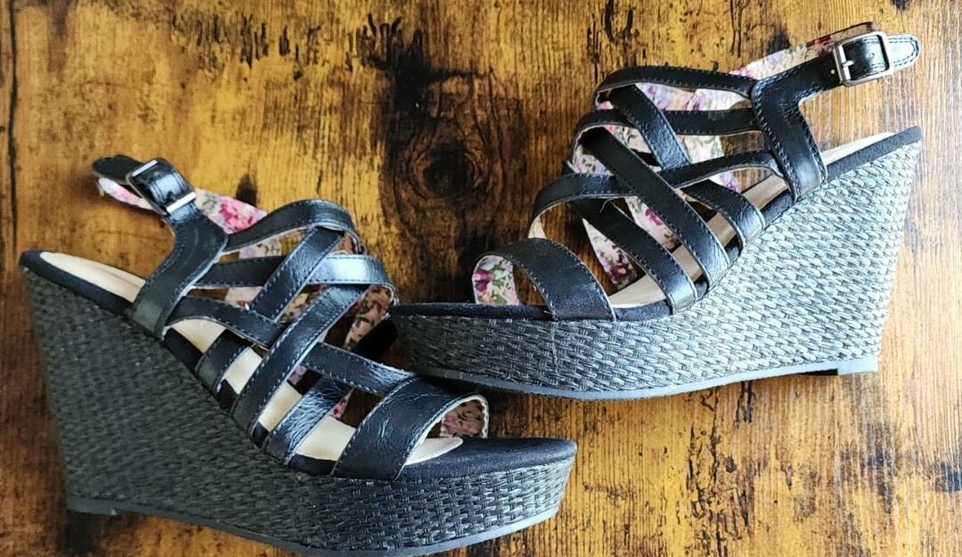 MELROSE AVE ~ Ladies’ Size 8 1/2 ~ HERMOSA ~ 4.25″ Wedge Sandal ~ 1.75″ Platform
