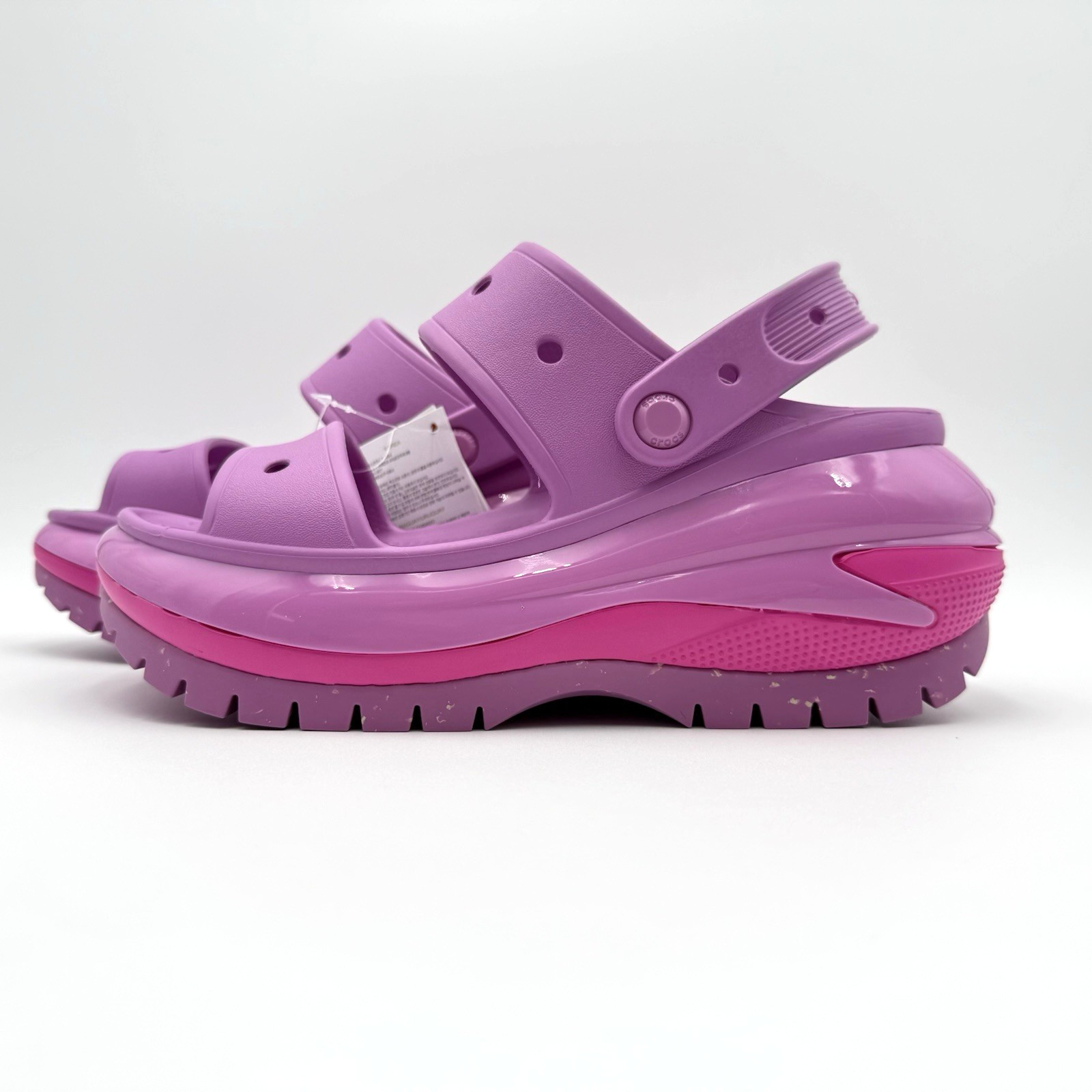 Crocs Classic Mega Crush Sandal Women’s High Platform Bubble