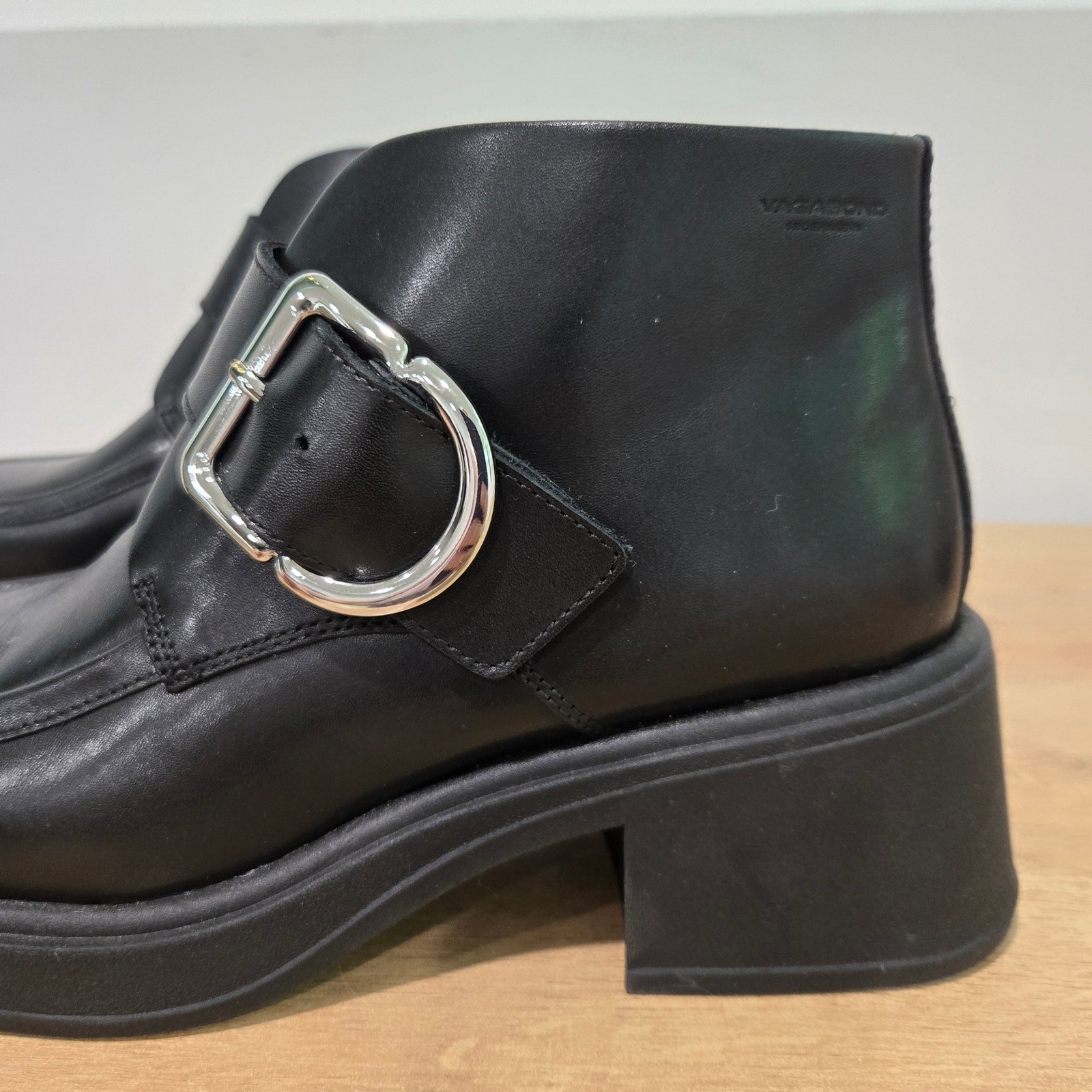 Vagabond Dorah Ankle Boots Women 38 / 8 Black Leather Buckle Square Toe Zip