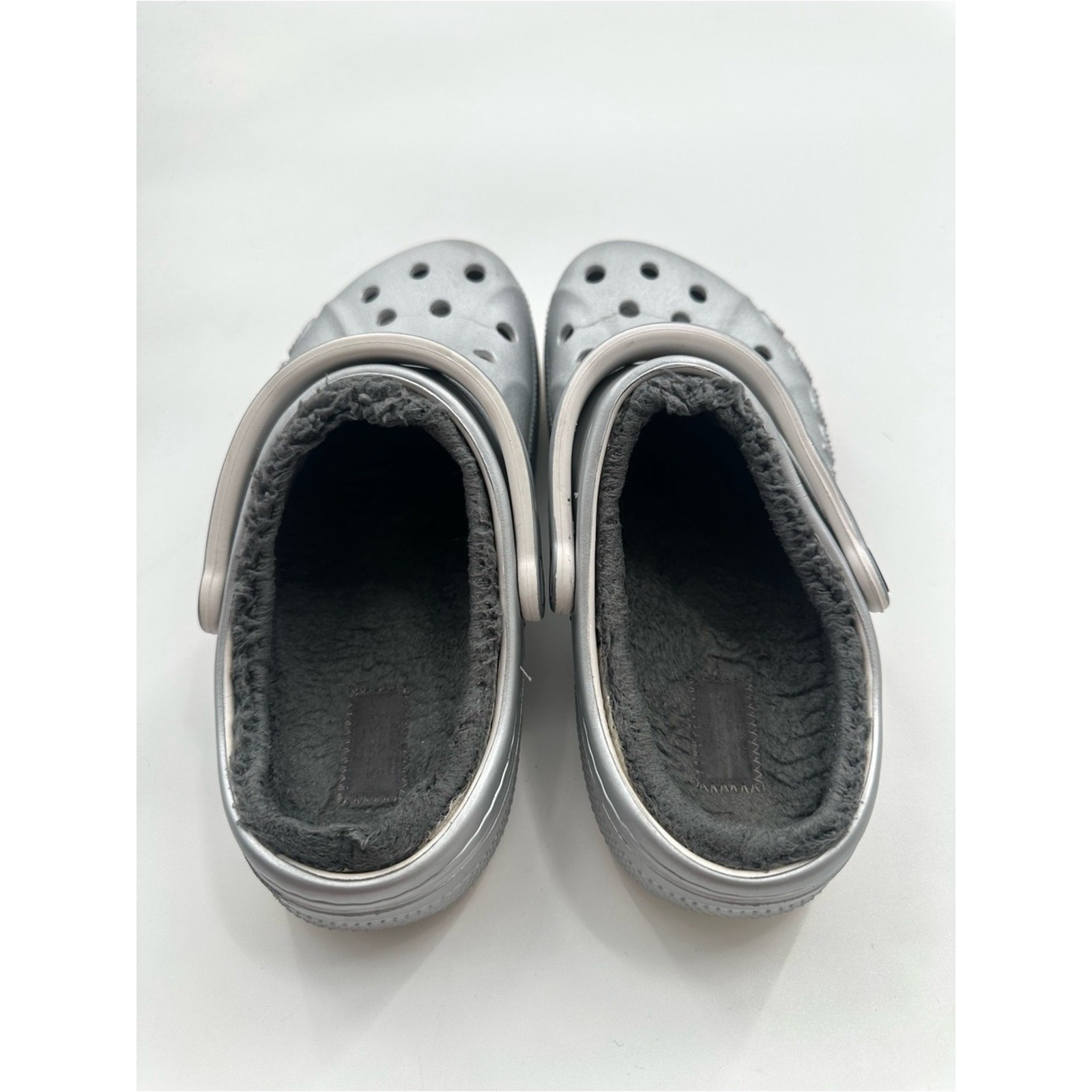Crocs Baya Metallic Silver Fur Lined Slip-on Clogs Women’s Size 8