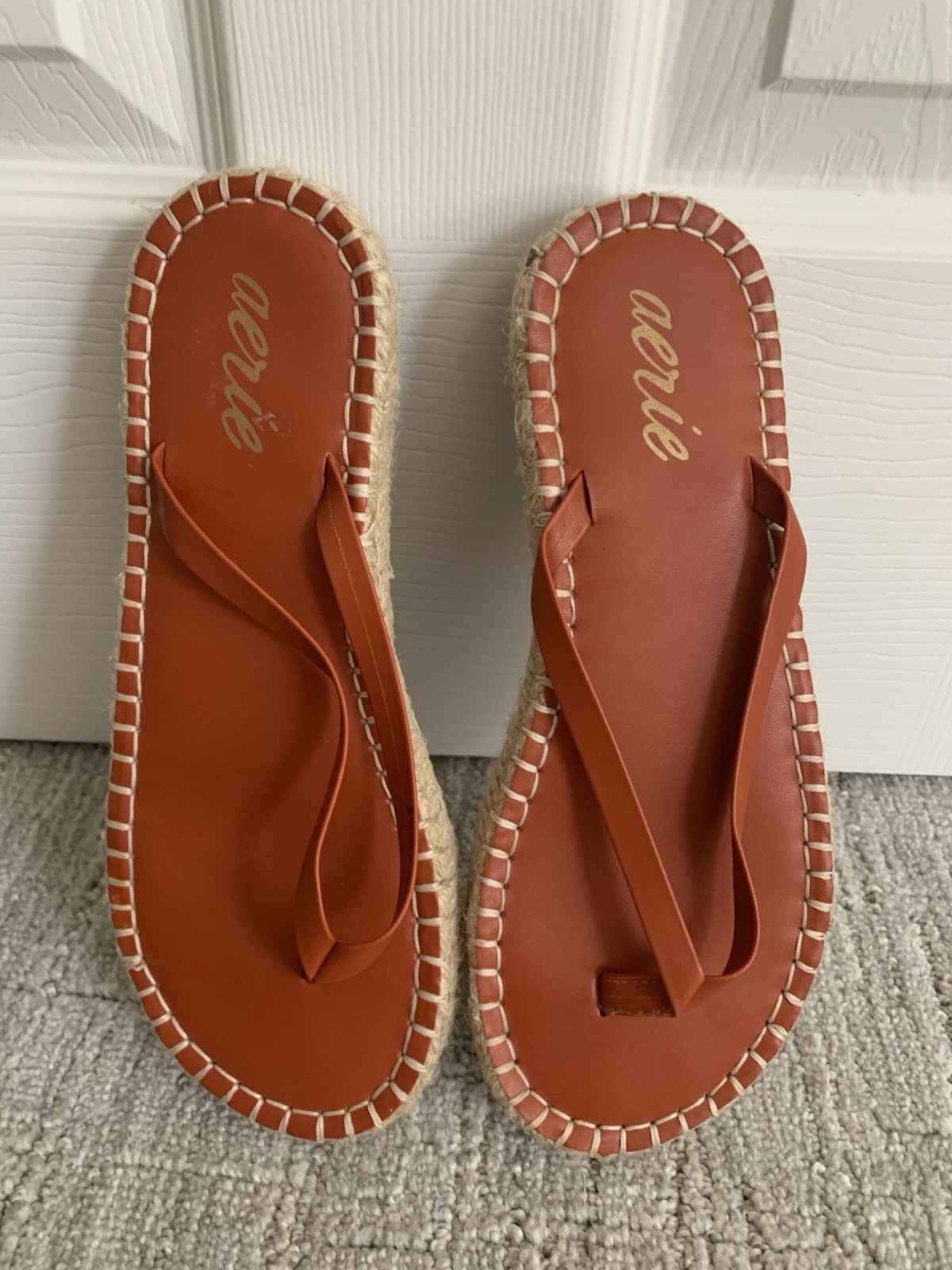 *NWOT* Aerie size 10 terra cotta Espadrille jute 1” platform flip flops sandals