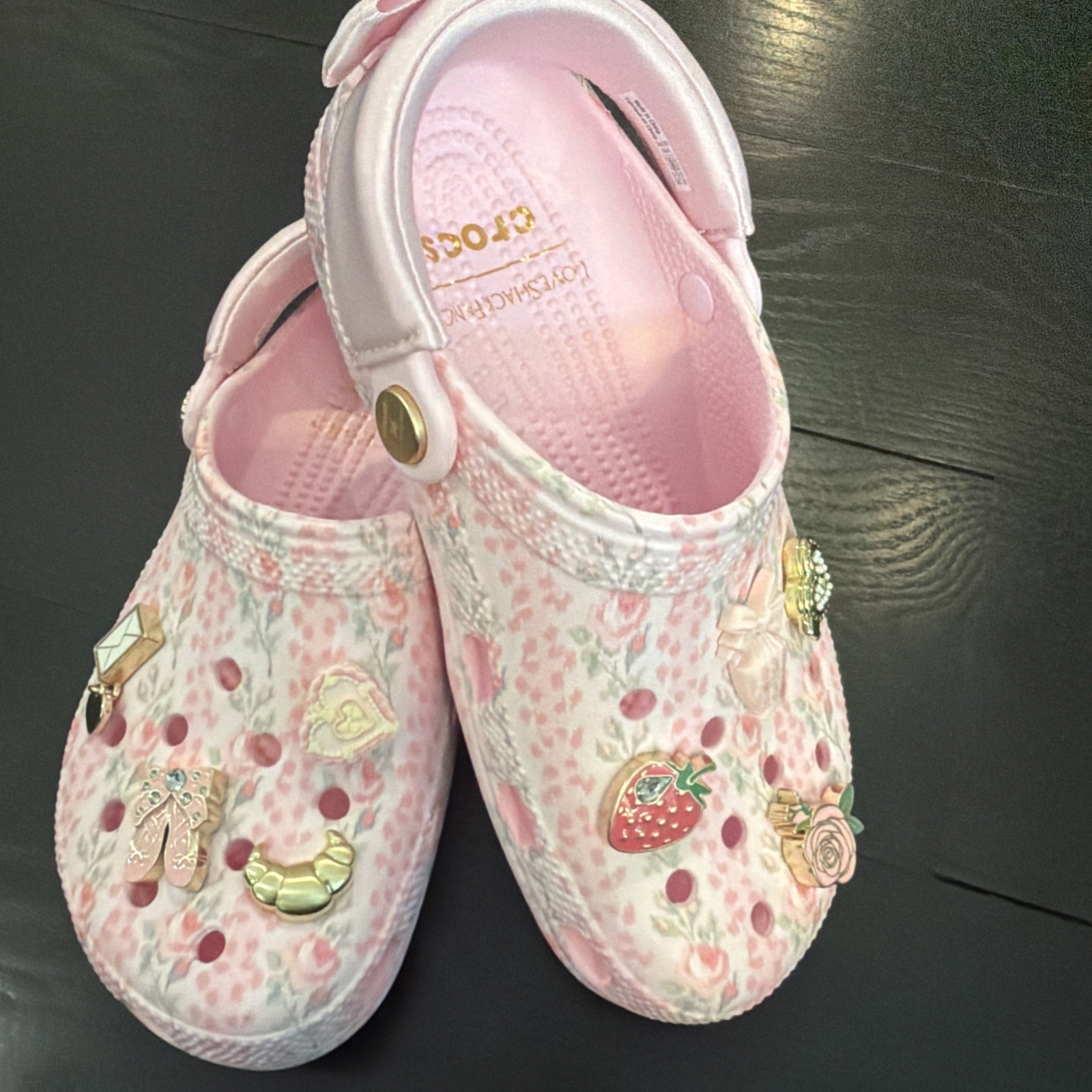 NWT Crocs x LoveShackFancy Classic Clog Pink Milk Floral Cottagecore Size 6