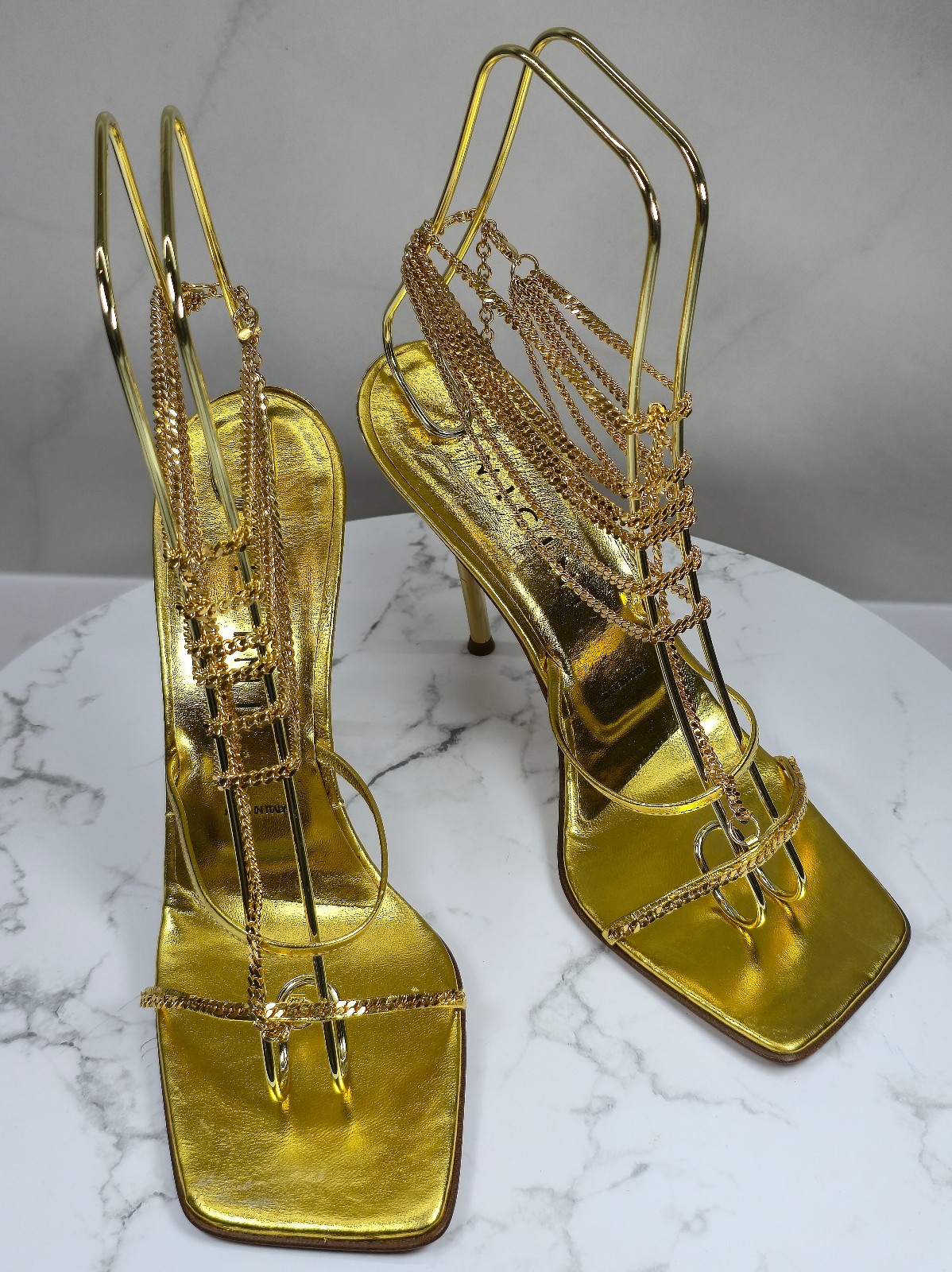 Vicini Vintage Gold Chain Strappy High Heel Sandals Size 39 Y2K Metallic Design