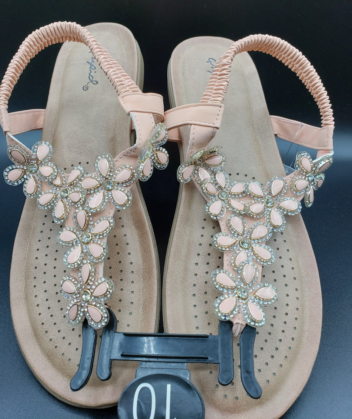 «Qupid» Womens Floral Beaded Bejeweled Rhinestone Sandals Size 10 NWT