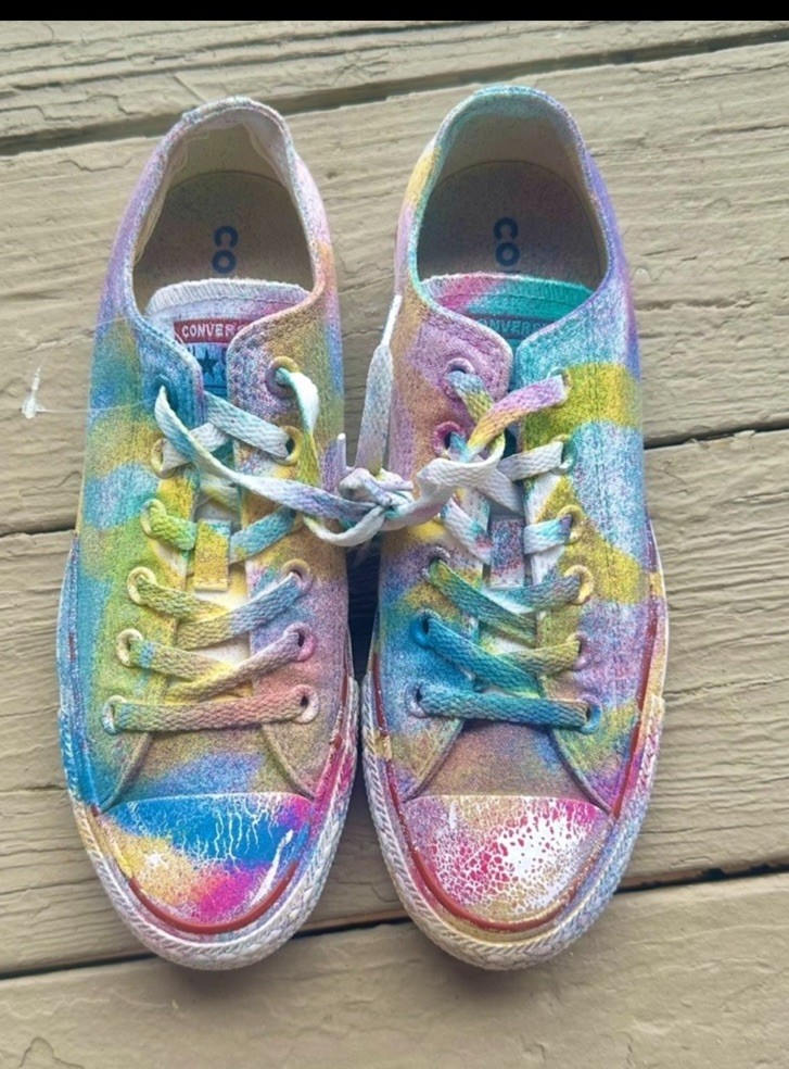 Size 7.5 New Woman’s Converse All Star Multi Color Tie Dye Splatter Sneakers