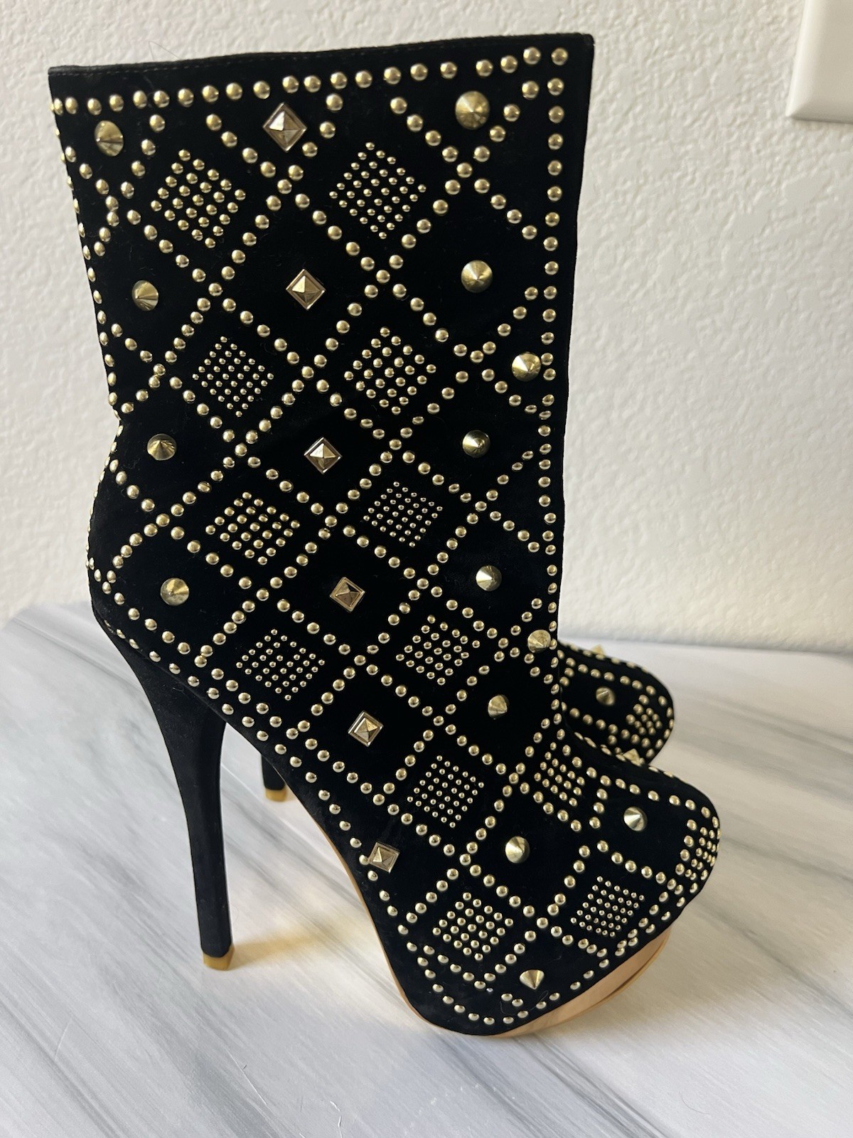 Vigo Fiore Black Velvet Studded Spiked Platform Zip Mid-Calf Boots Women 8 Sexy
