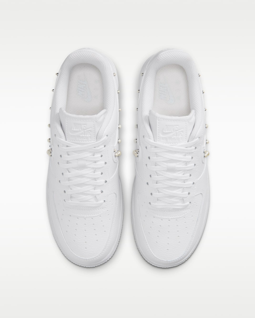 NIKE Women’s Air Force 1 ’07 IU7557-100 White Metallic Silver Pure Platinum