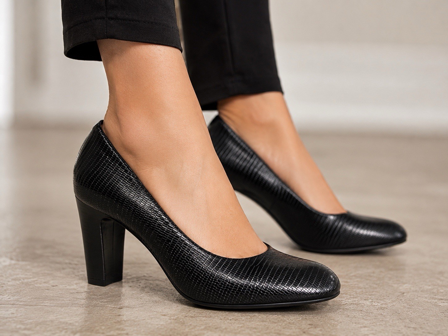 NURTURE by Lamaze Black Embossed Leather Round Toe Deon Pump Size 7 M Wedge Heel