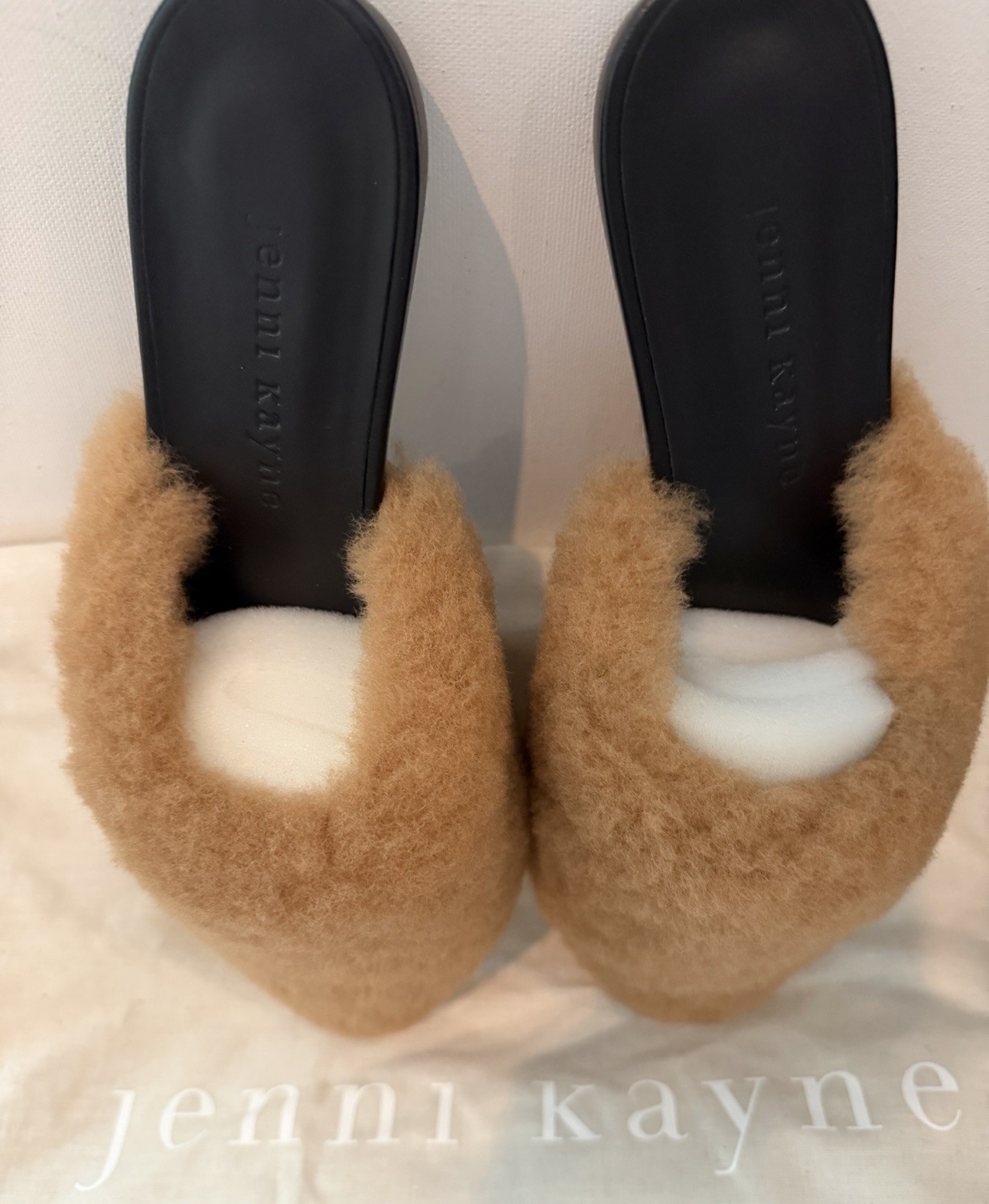 JENNI KAYNE Shearling Mules Natural Size 36/6US NWOB, NWOB, W/Cloth Travel Bag