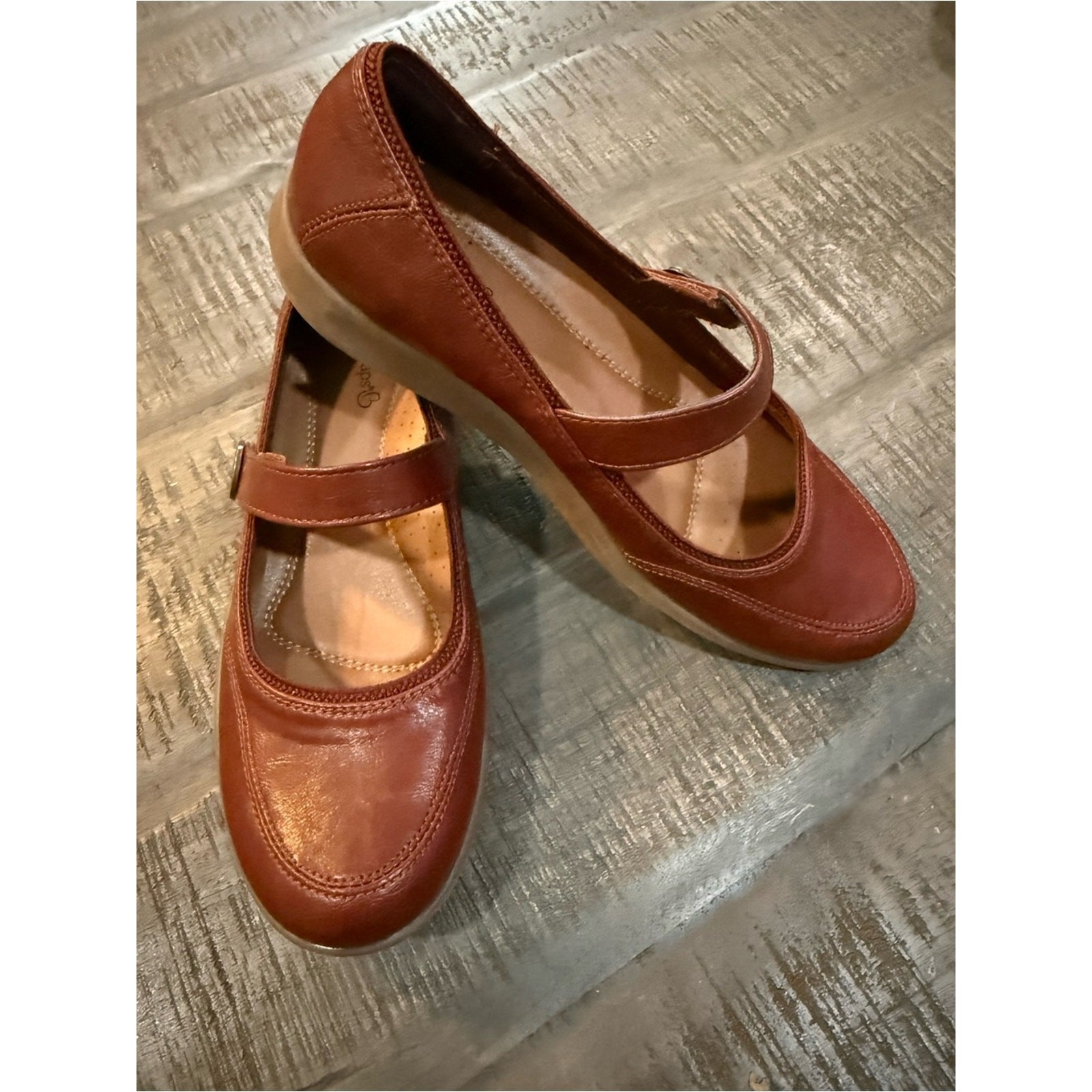 BareTraps Leather Mary Jane Flats in Rust Brown