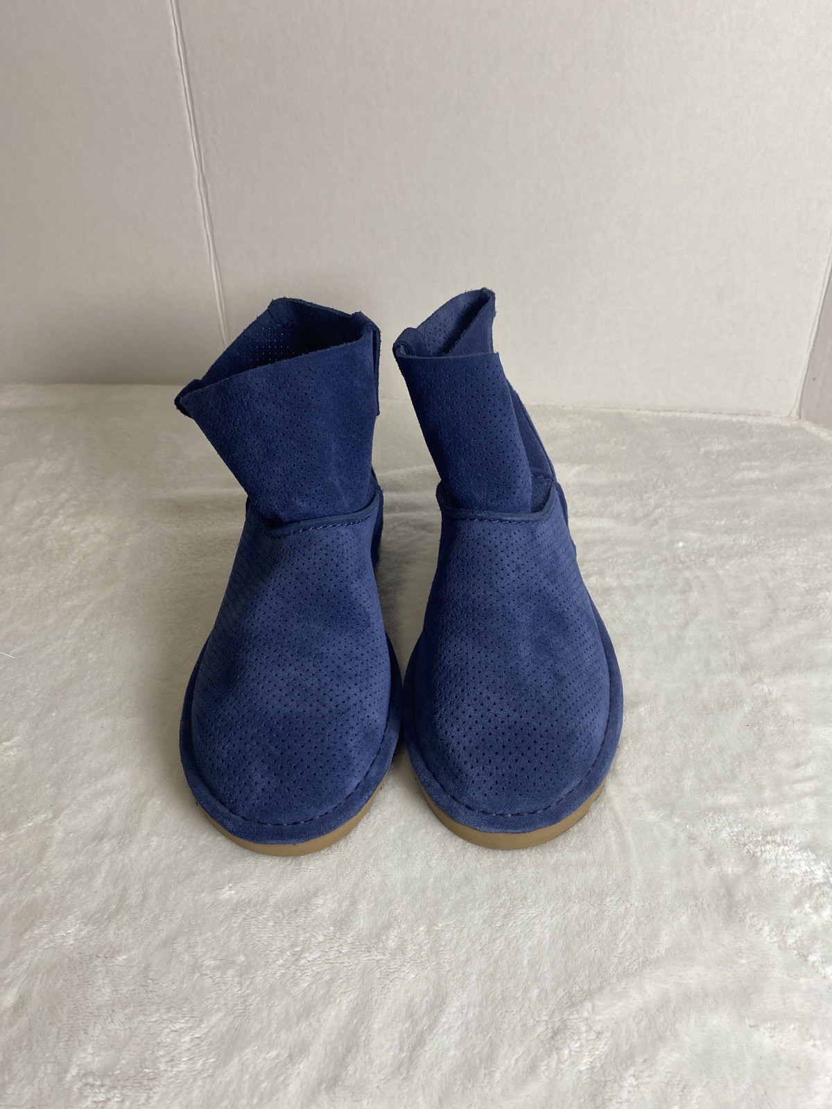 UGG Blue Suede Unlined Mini Perforated Winter/Spring Ankle Boots Size 8
