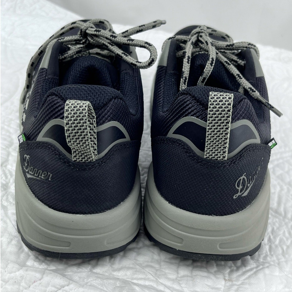 NWOB Danner Women’s 8.5 Black Run Time Non-Metalic Toe Lace Up Mesh Shoe NEW