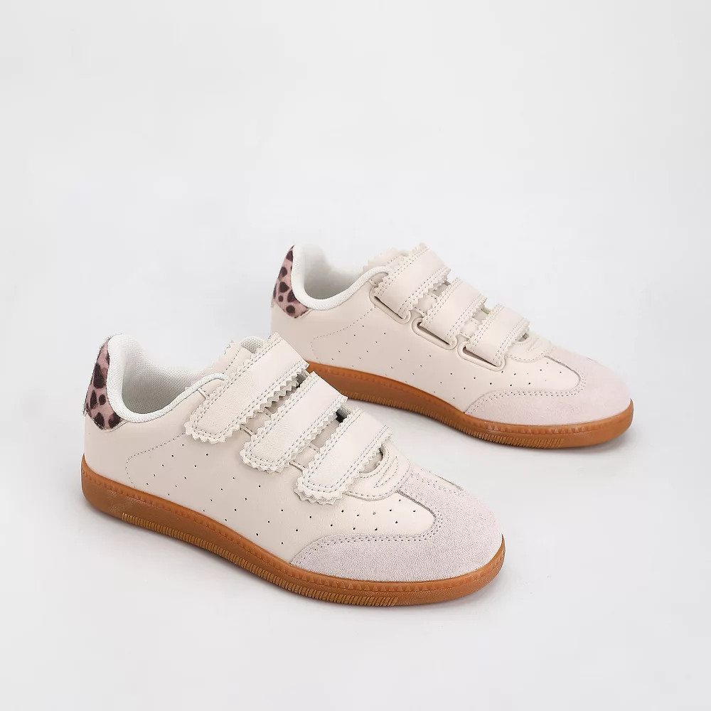 Berness Women Blake Triple-Strap Gum Sole Sneakers Black 9