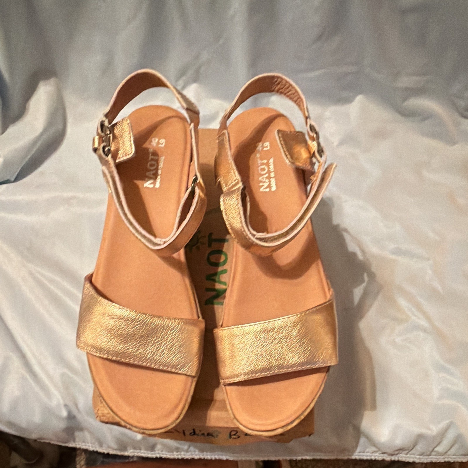Naot Gold Leather Ankle Strap Wedge Sandals Women’s US 9.5 EU 40 M Buckle