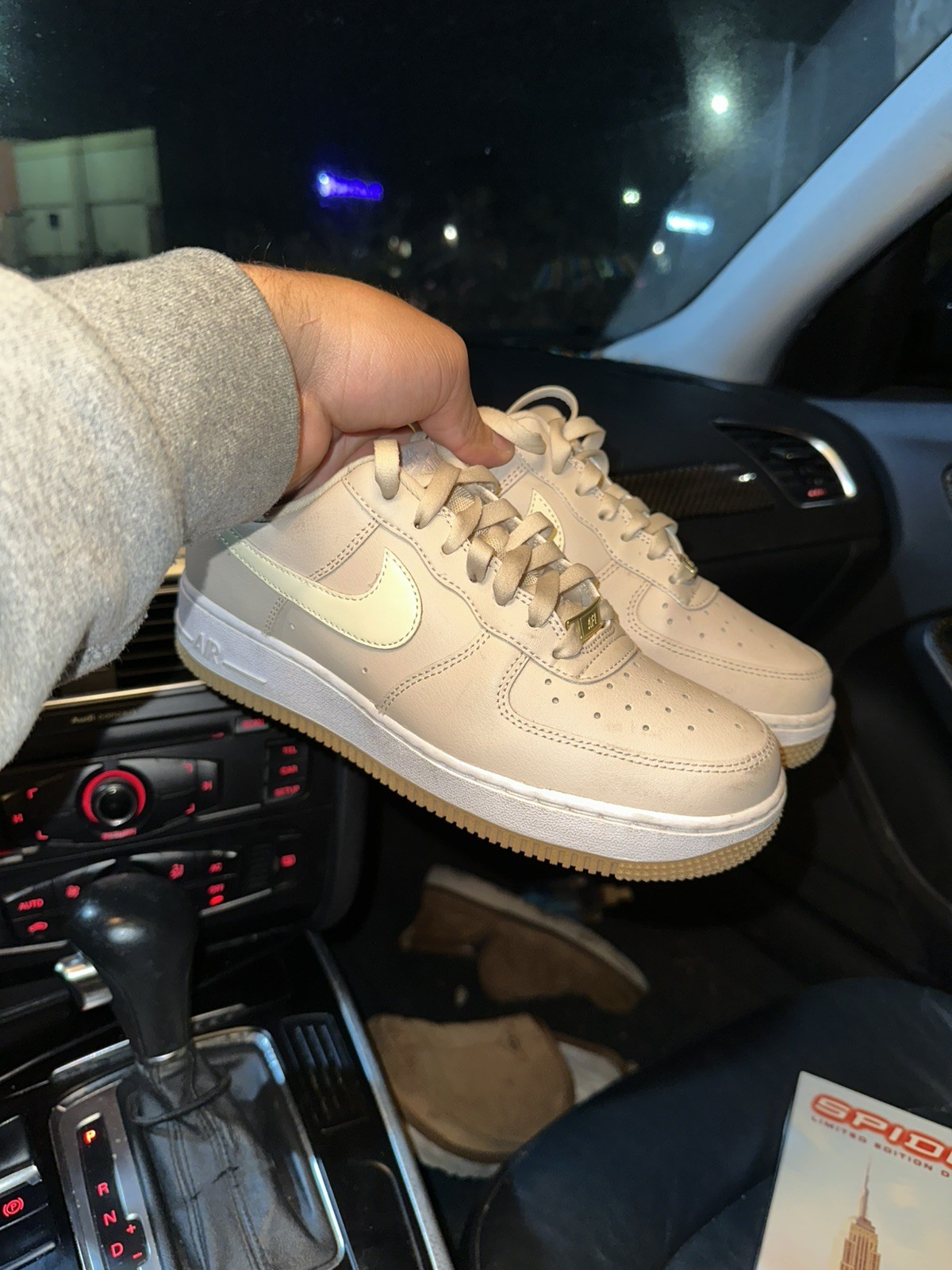 Sz 8 – Women’s Nike Air Force 1 Low ‘sand drift’ DD8959-111
