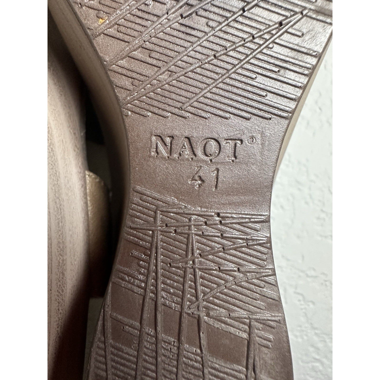 NAOT Women’s US 10-10.5 EU 41 Caprice Wedge Black Tan Leather Chunky Sandals