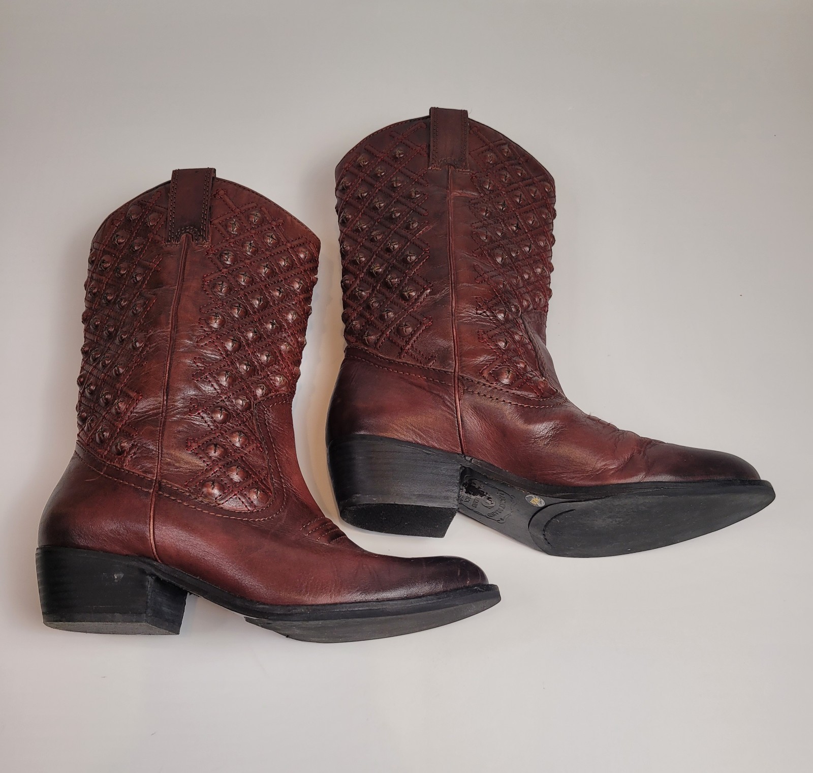 LUCKY BRAND MADONNA CORDOVAN TYE DYE MAROON RED LEATHER COWBOY HEEL BOOTS 9M