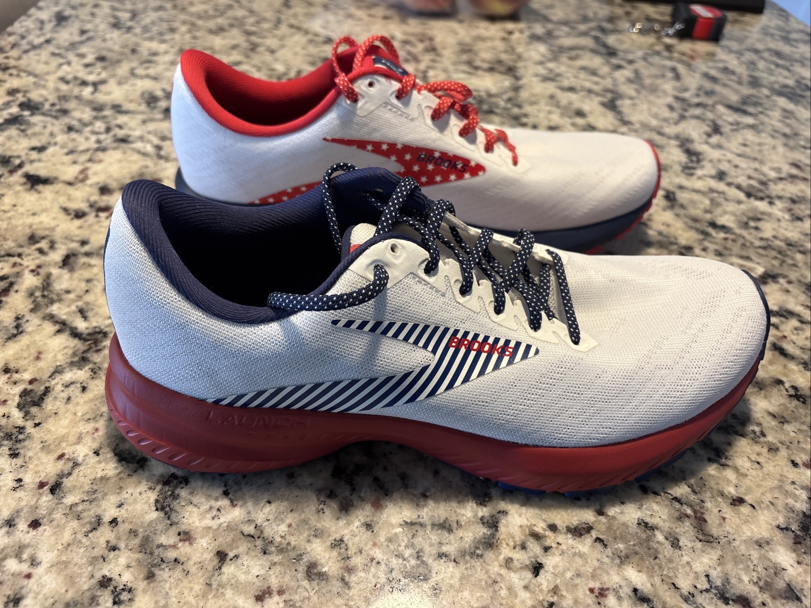 Brooks Launch 7 Womens Running Shoes America USA Stars Stripes White Size 8