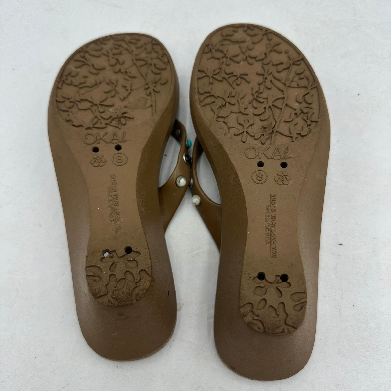 Oka B Womens Brown Studded Wedge Flip Flop Sandals Size S Made in USA 25036