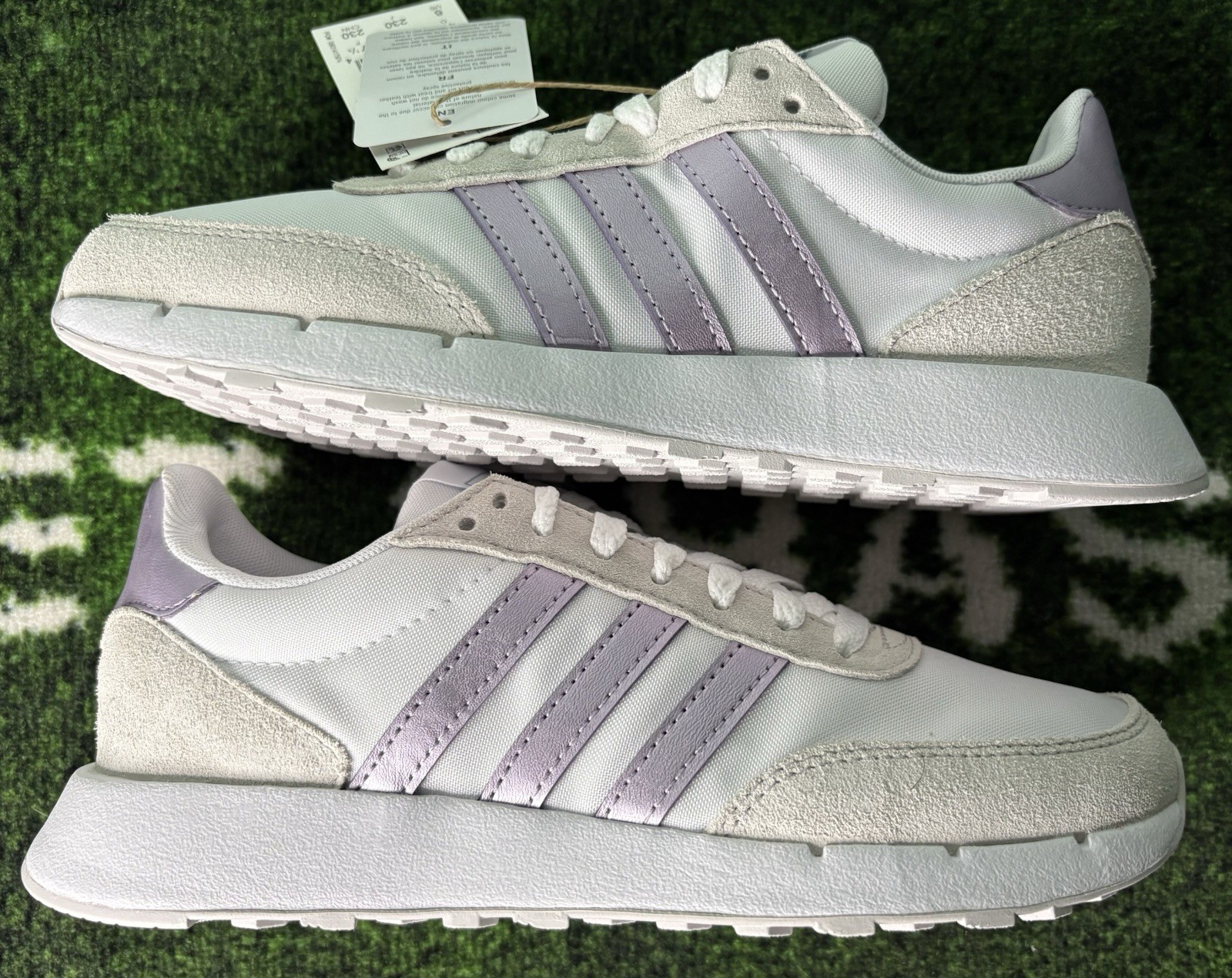 US Women’s 6/Youth 5 – Adidas Run 60s 2.0 “Chalk Silver Metallic” GX1713