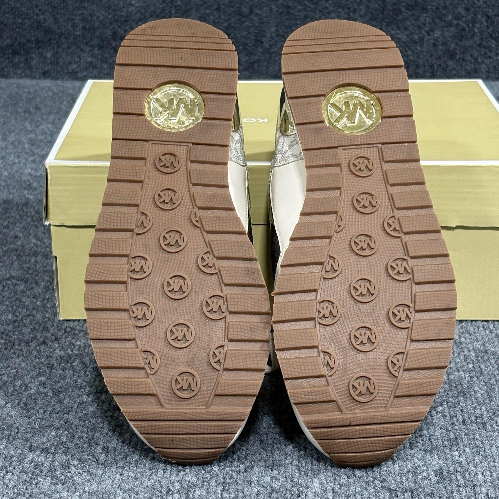 Michael Kors Shoes Womens Size 7 Gold Wilma Trainer Logo Colorblock Sneakers