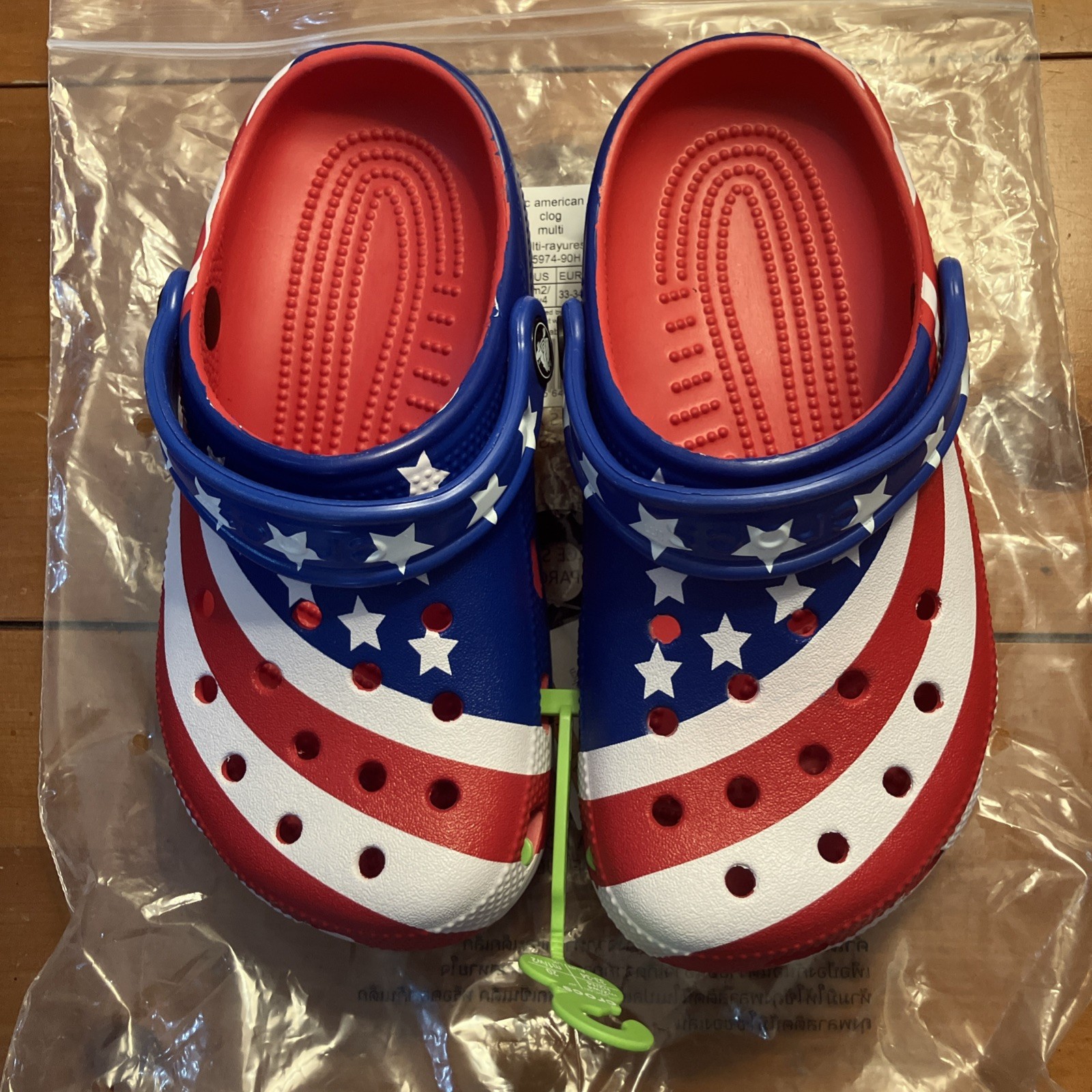 Crocs Clogs Red White & Blue Stars Stripes American Flag Unisex M2/W4