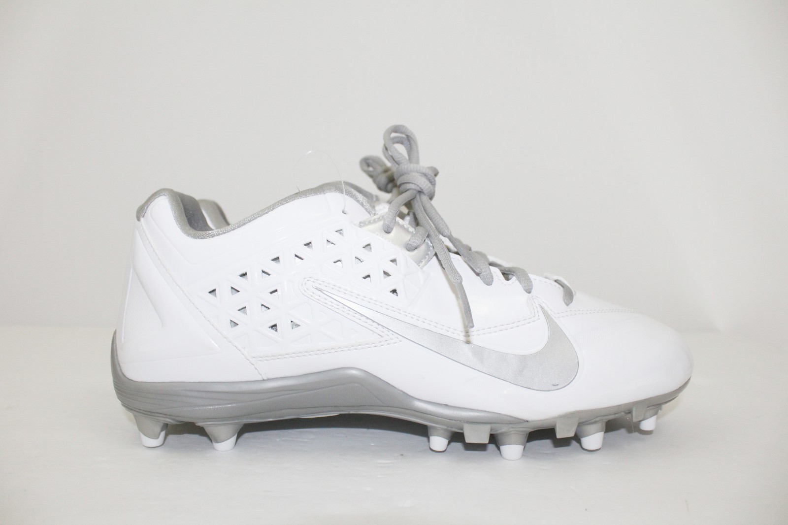 Nike Women’s Speedlax Lacrosse LAX Cleats Shoes – White Silver – Size 12