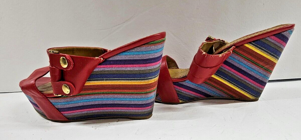 Nine West Womens Wedge Sandals Size 8.5 Red Multicolor Platform Heels