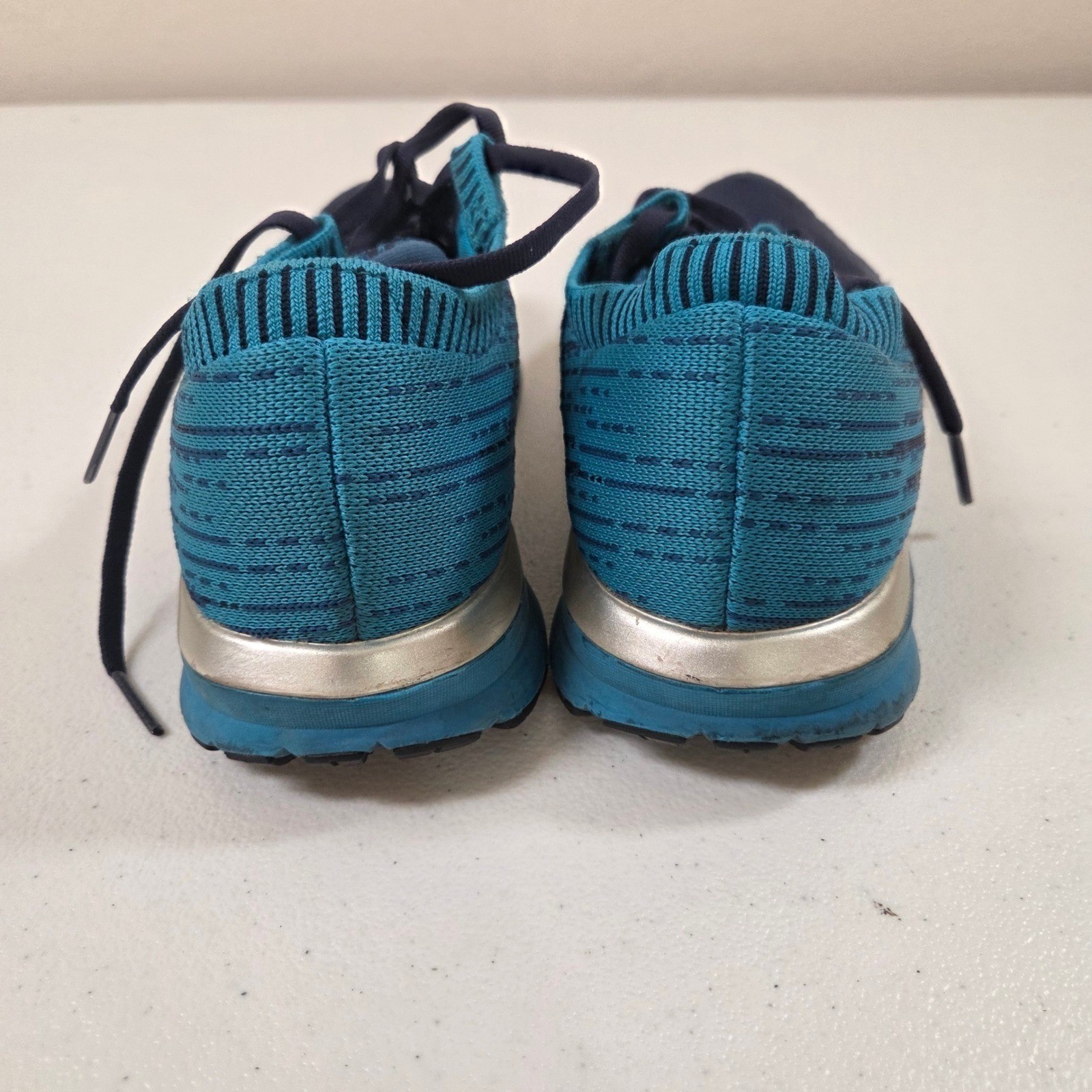 Brooks Ricochet Womens Running Shoes Navy Blue Silver Knit Size 8 1202821B482