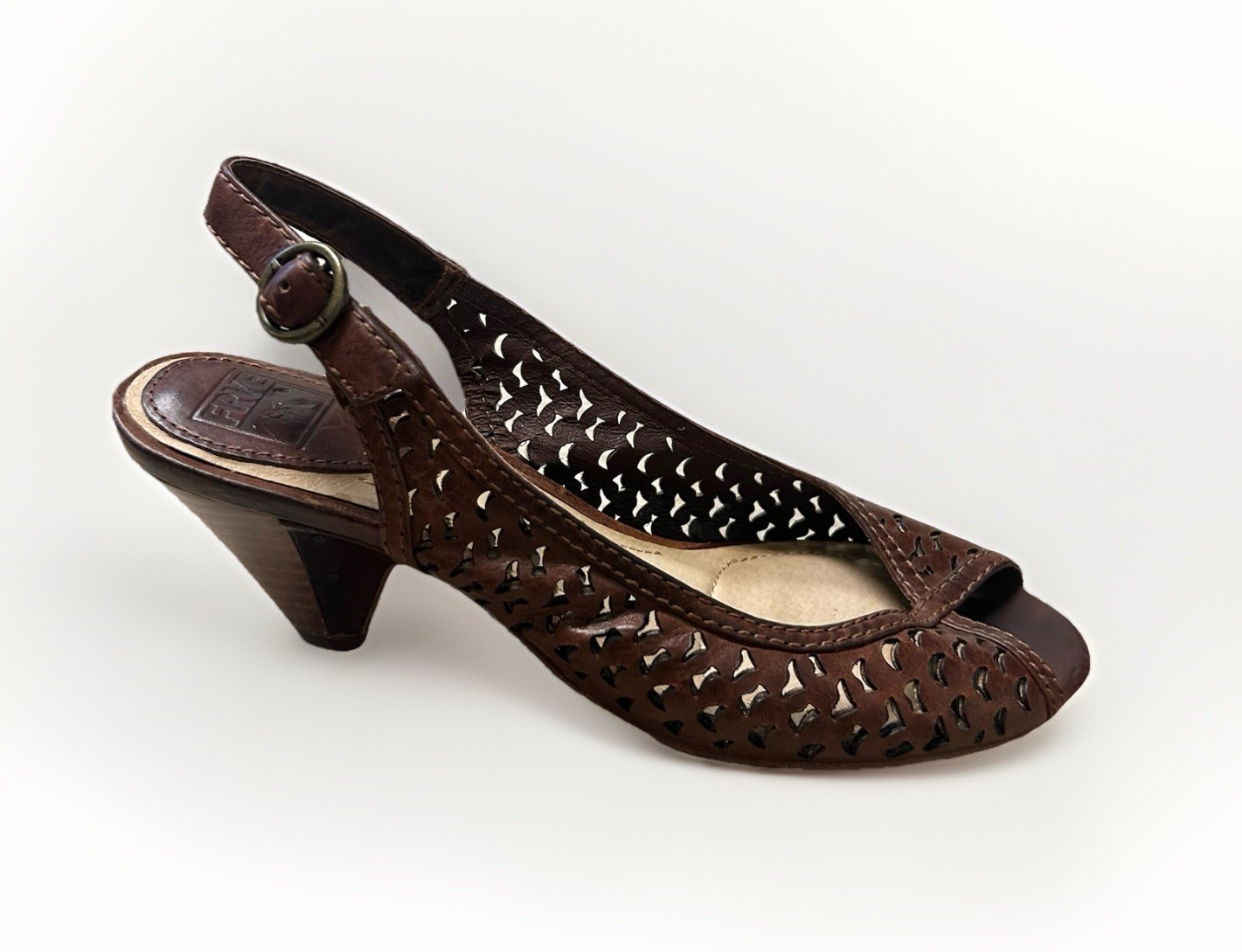 Frye Sandals Maya Brown Leather Cutout Slingback Pumps Studded Women Sz 7.5M