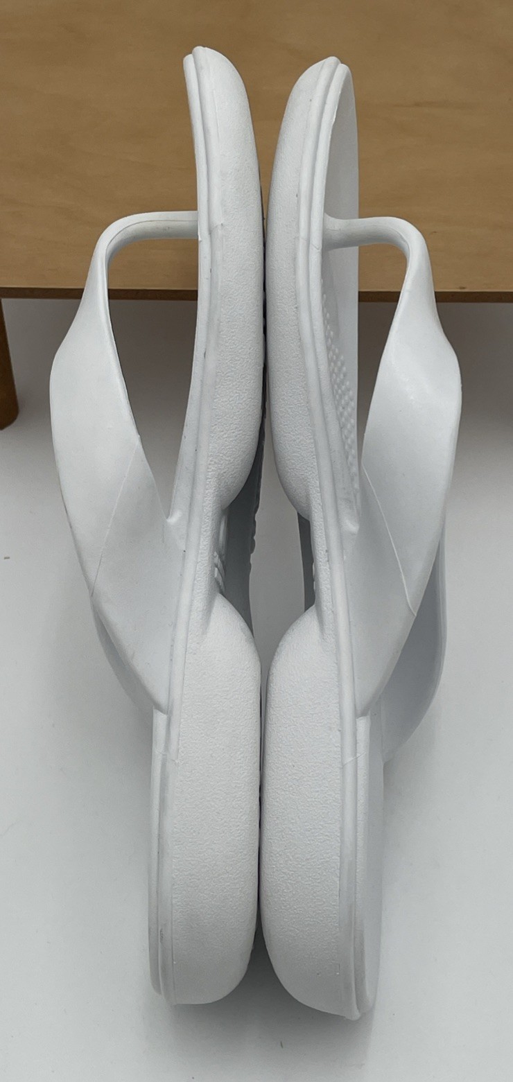 Oka-b White Flip Flops Sandals Women Size M Massage Beads Waterproof Non-Slip