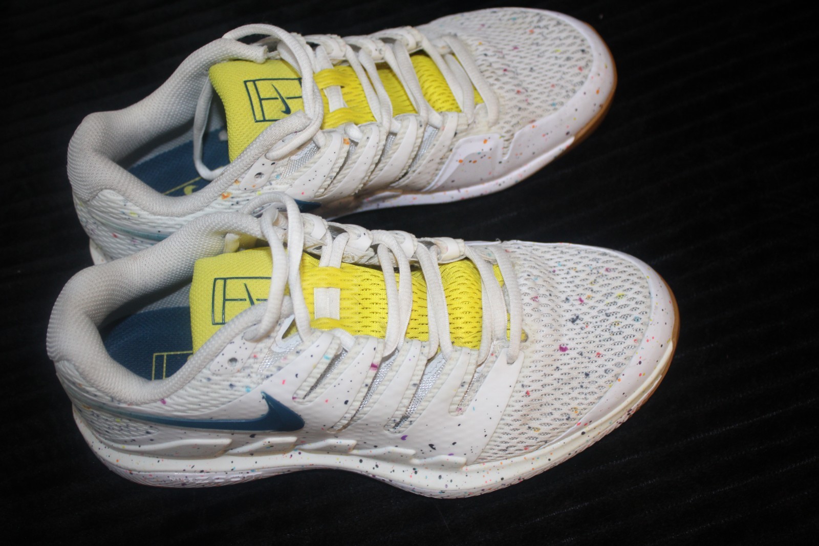 Size 8.5 – Nike Court Air Zoom Vapor X HC White Speckled W