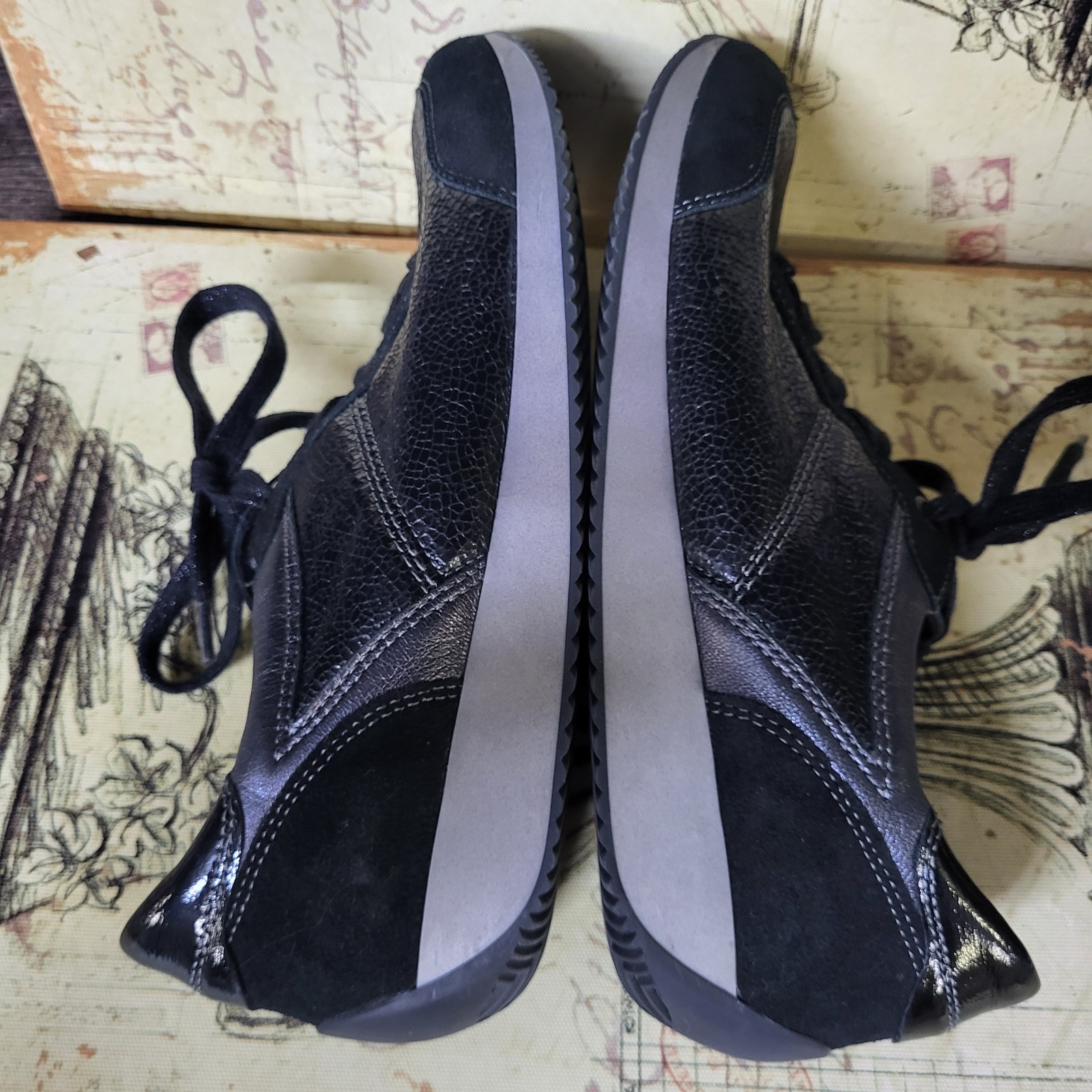Sz 9 ARA Women’s Fusion 4 Lana’ Lace Up Sneaker Black Iron Combo Comfort Shoes