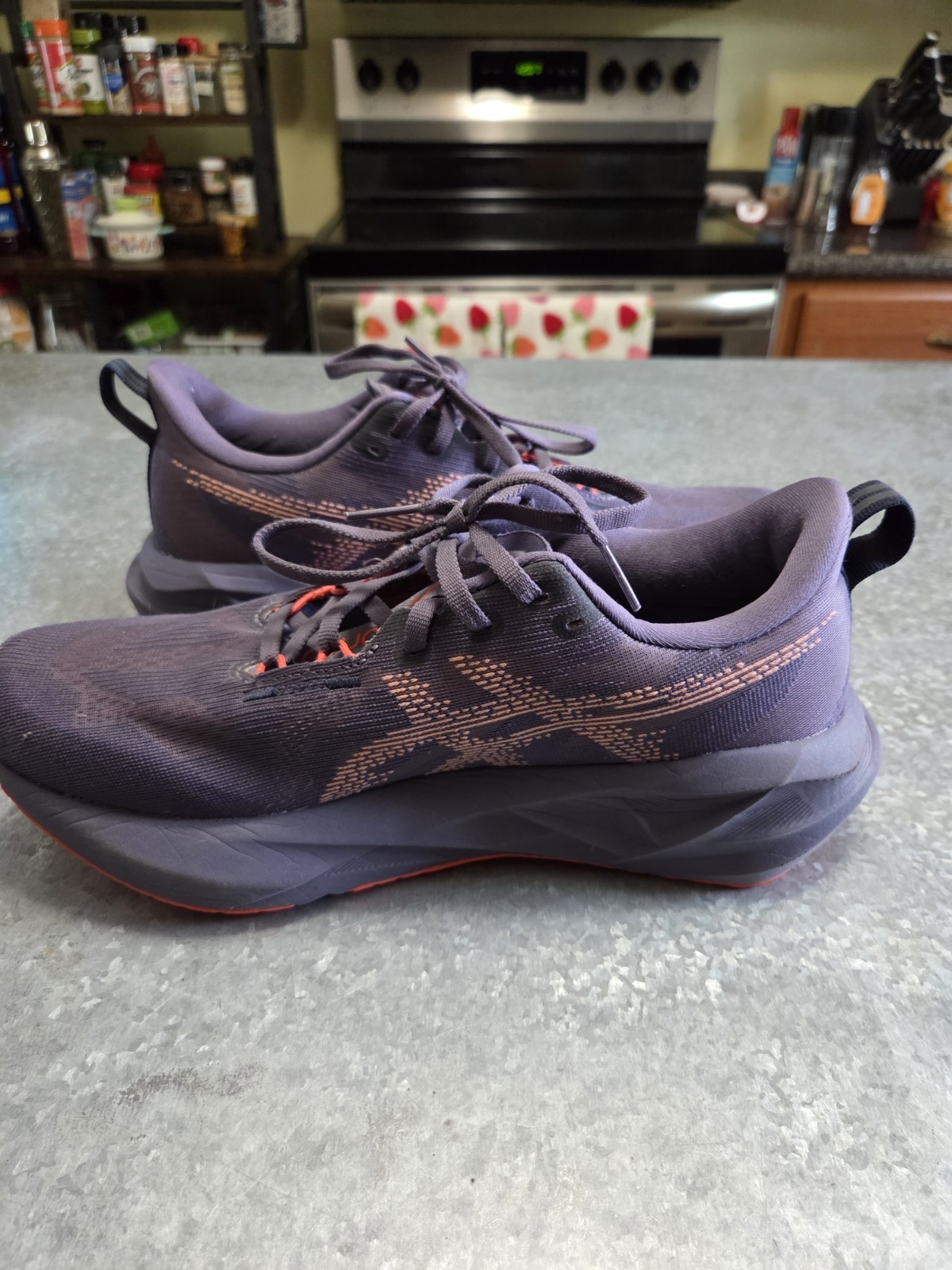 Asics Novablast 5 In Grey/Purple/Coral Reef Womens Size 9.5/ Mens Size 8