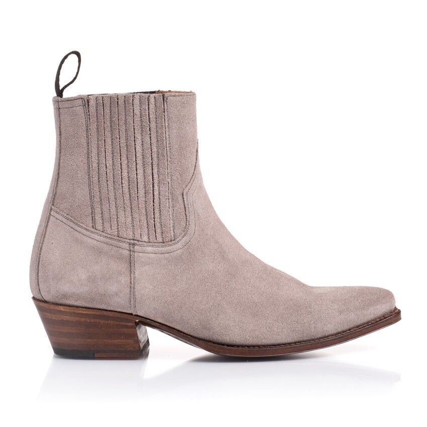 VITTORIO RICCI MISSION 1.1 TAUPE CALF SUEDE FINGER-GORE BOOTIE Size 7 US
