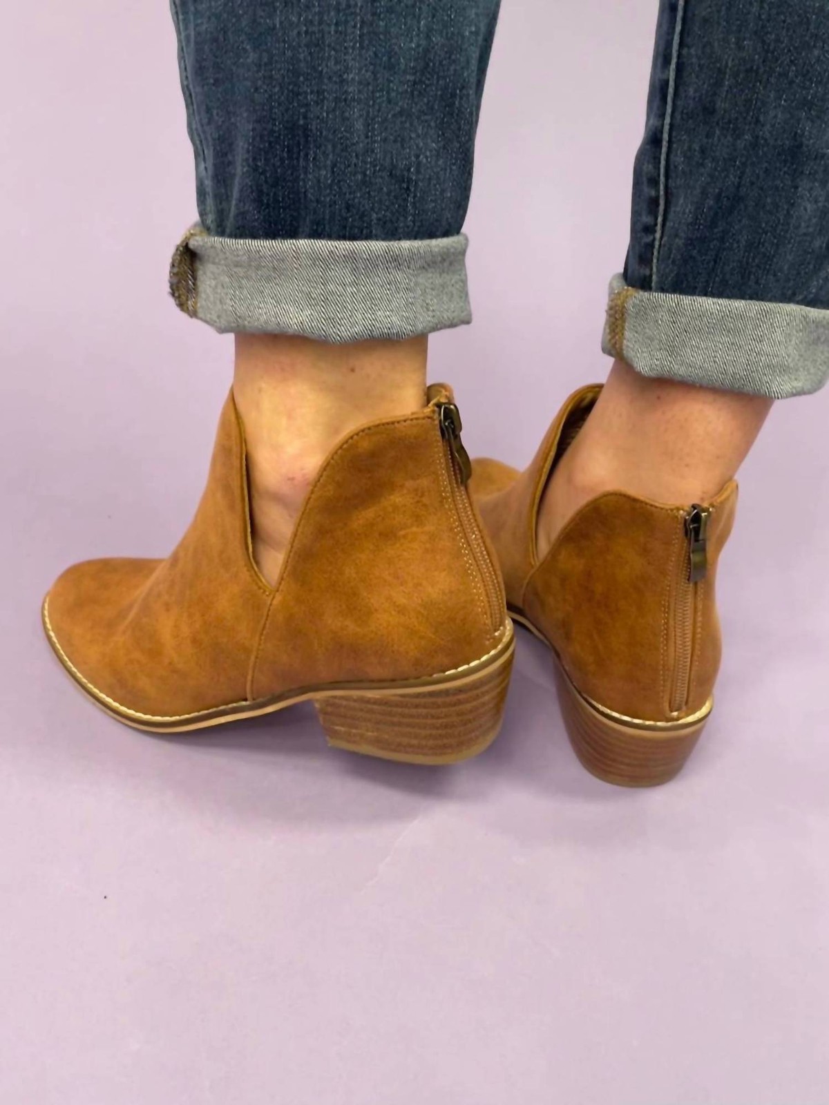 Corkys Footwear Women’s Vanish Bootie Size 8