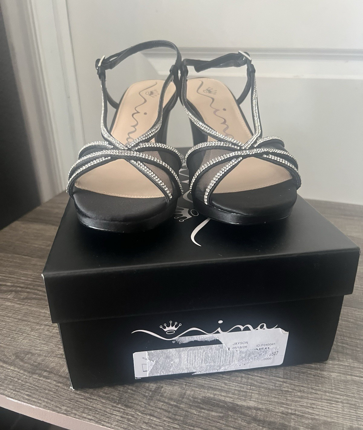 Nina Women’s 9 Black/Silver Strappy Rhinestone Open Toe Ankle Strap Heels
