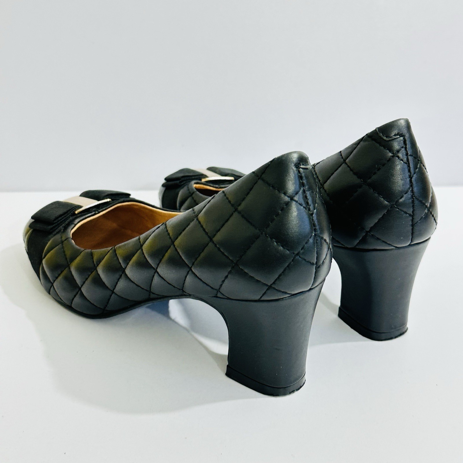 Blue Illusion Womens Black Quilted Leather Pumps Bow Detail EU37 AU6