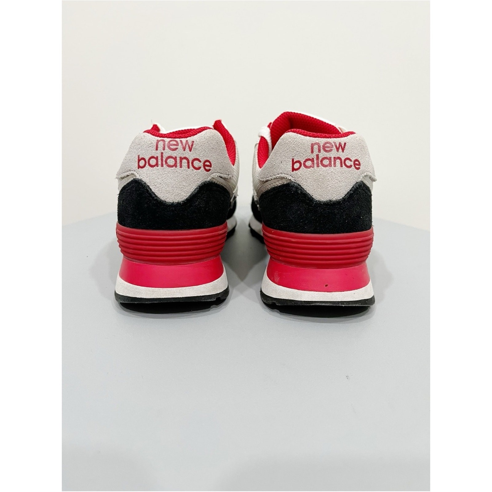 New Balance 574 ML574NSB White Black Red Sneakers Size 4.5 Men / 6.5 Women
