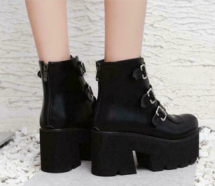 Women’s Faux Leather Platform Ankle Boots Punk Gothic Casual Dress Creeper Shoes