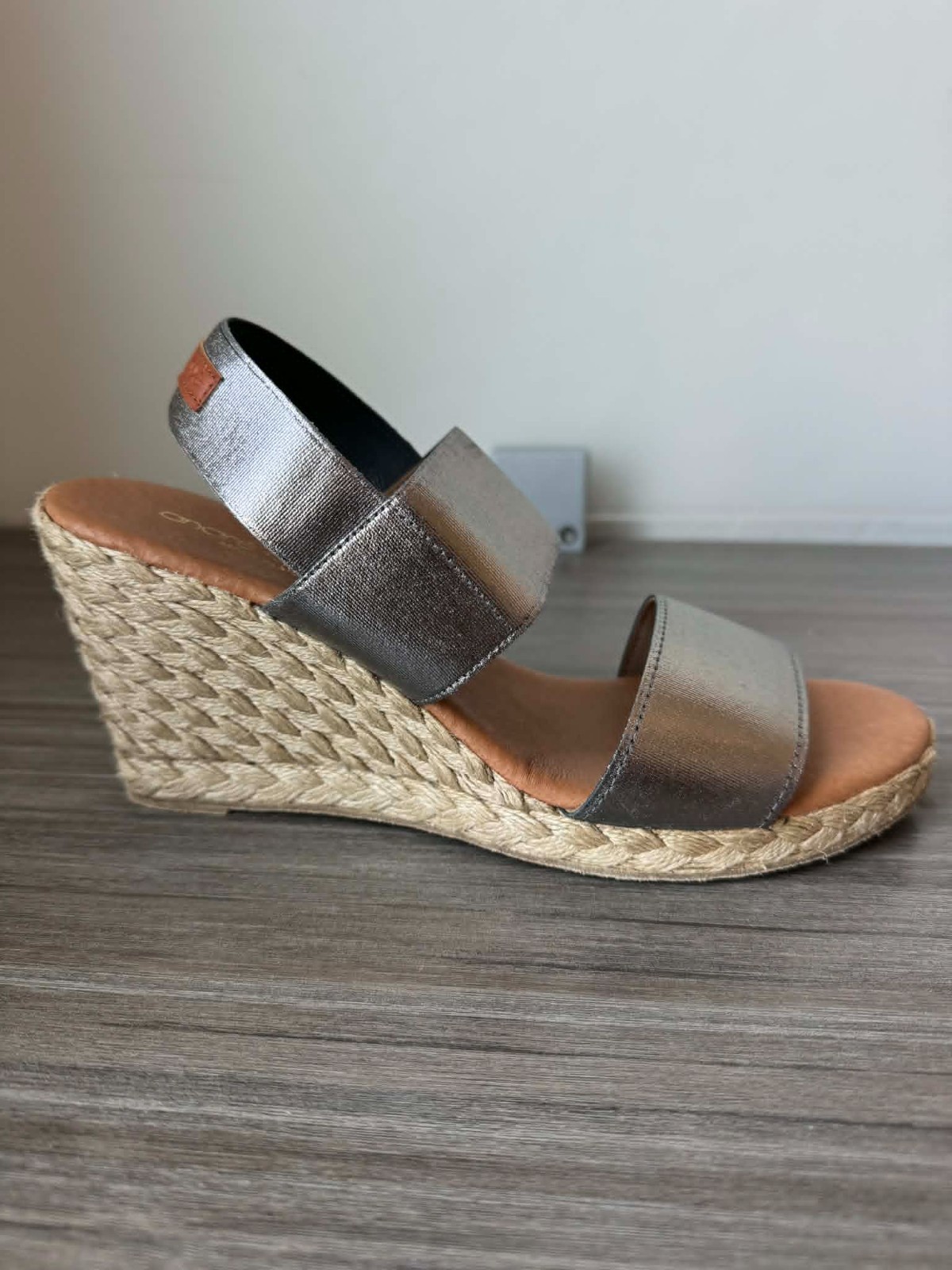 André Assous Allison Metallic Espadrille Wedge Sandals Size EU 36 US 5.5 $150