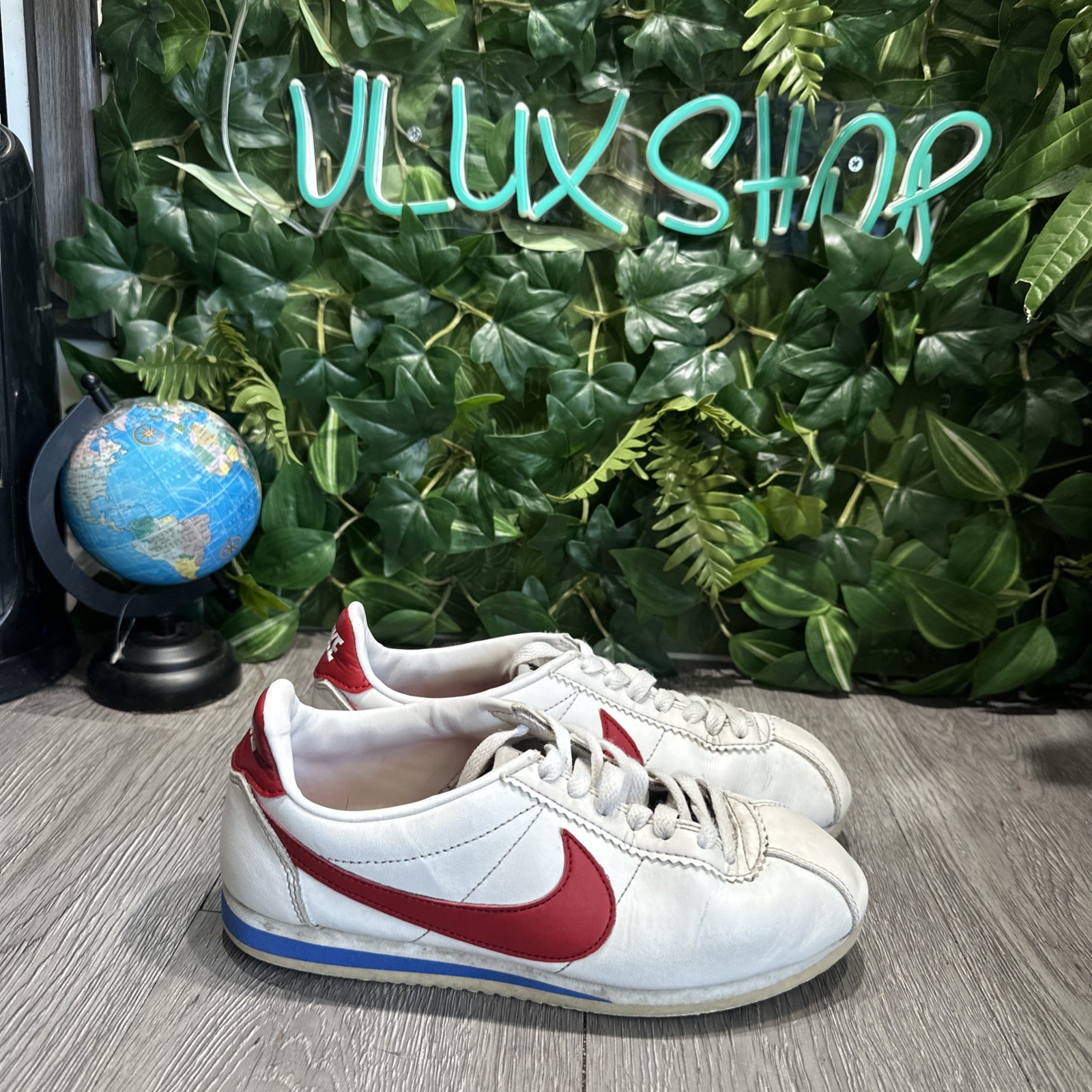 Nike Womens Classic Cortez 807471-103 White Casual Shoes Sneakers Size 7