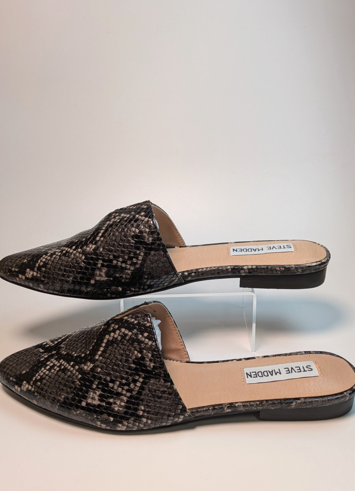 Steve Madden Ally Snake Embossed Slip-On Mule Flats Size 7.5 NWOB Pointed Toe