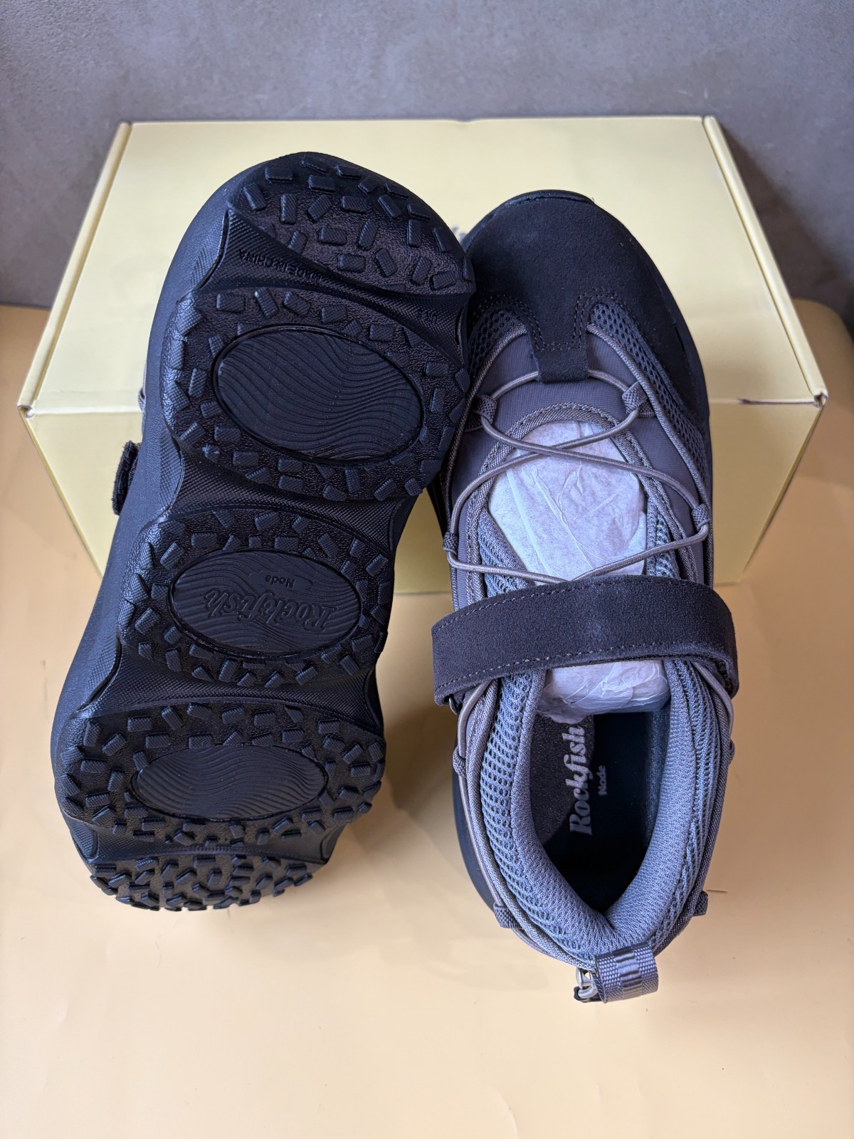 Rockfish Weatherwear Bryn Sneakers V2 Women’s Lifestyle Shoes [US:6] CHARCOAL